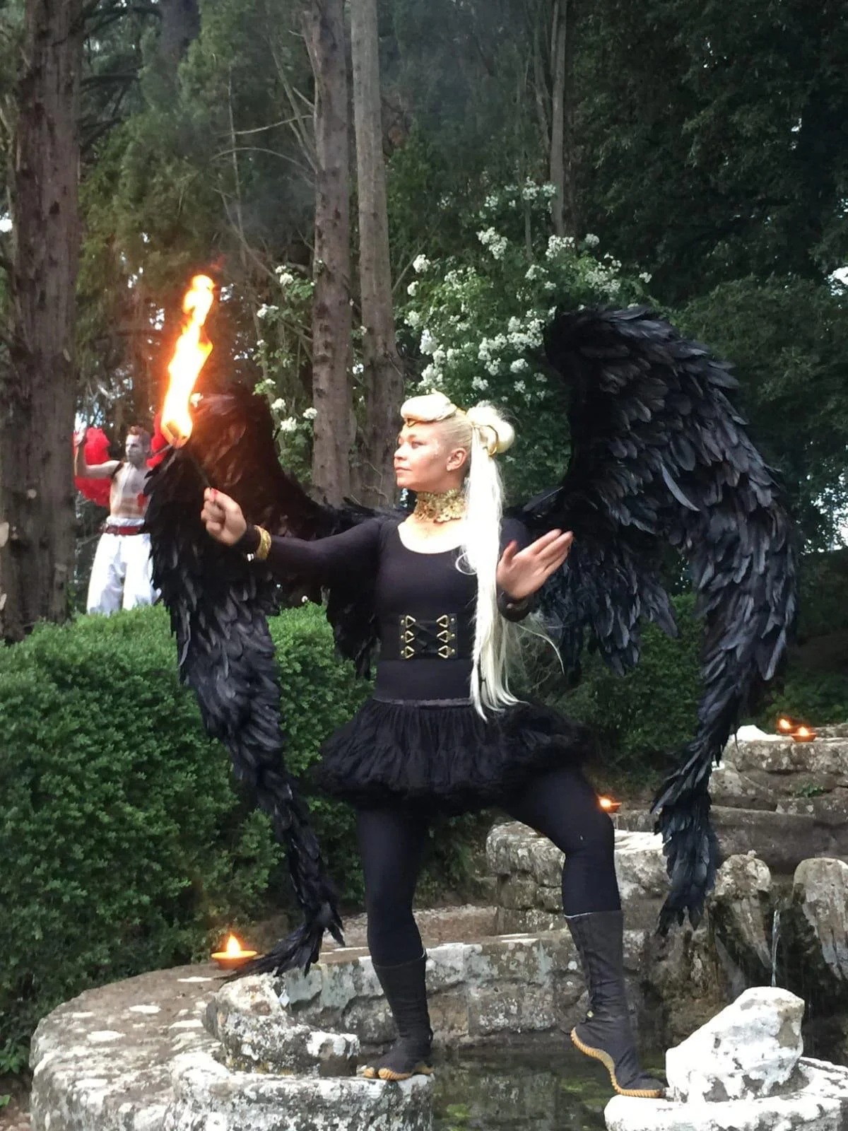Fire-eater at the 60th birthday of Francesca Thyssen-Bornemisza