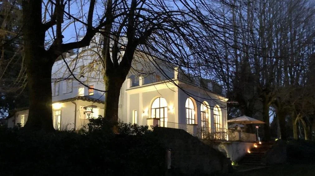 Casa Vostra by night.