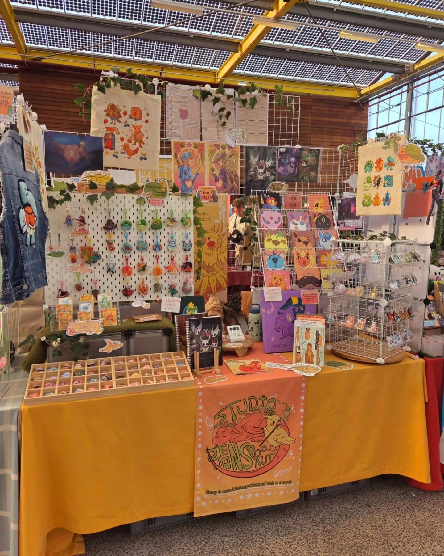 Thank you so much for @comicconholland this weekend! It was our last con of the season and we had a blast!

We'll be working on improving our booth and stocking the stores with some of our new products! ☀️

#artistalley #fanart #artist #artwork #conv