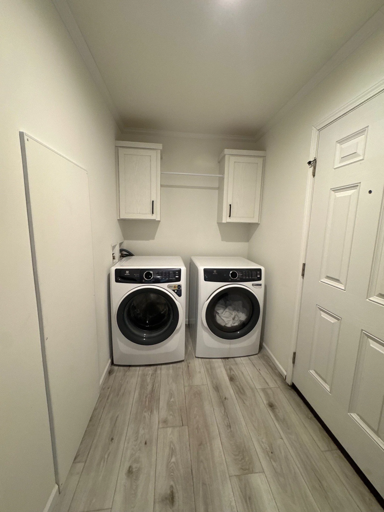 8 laundry.jpg