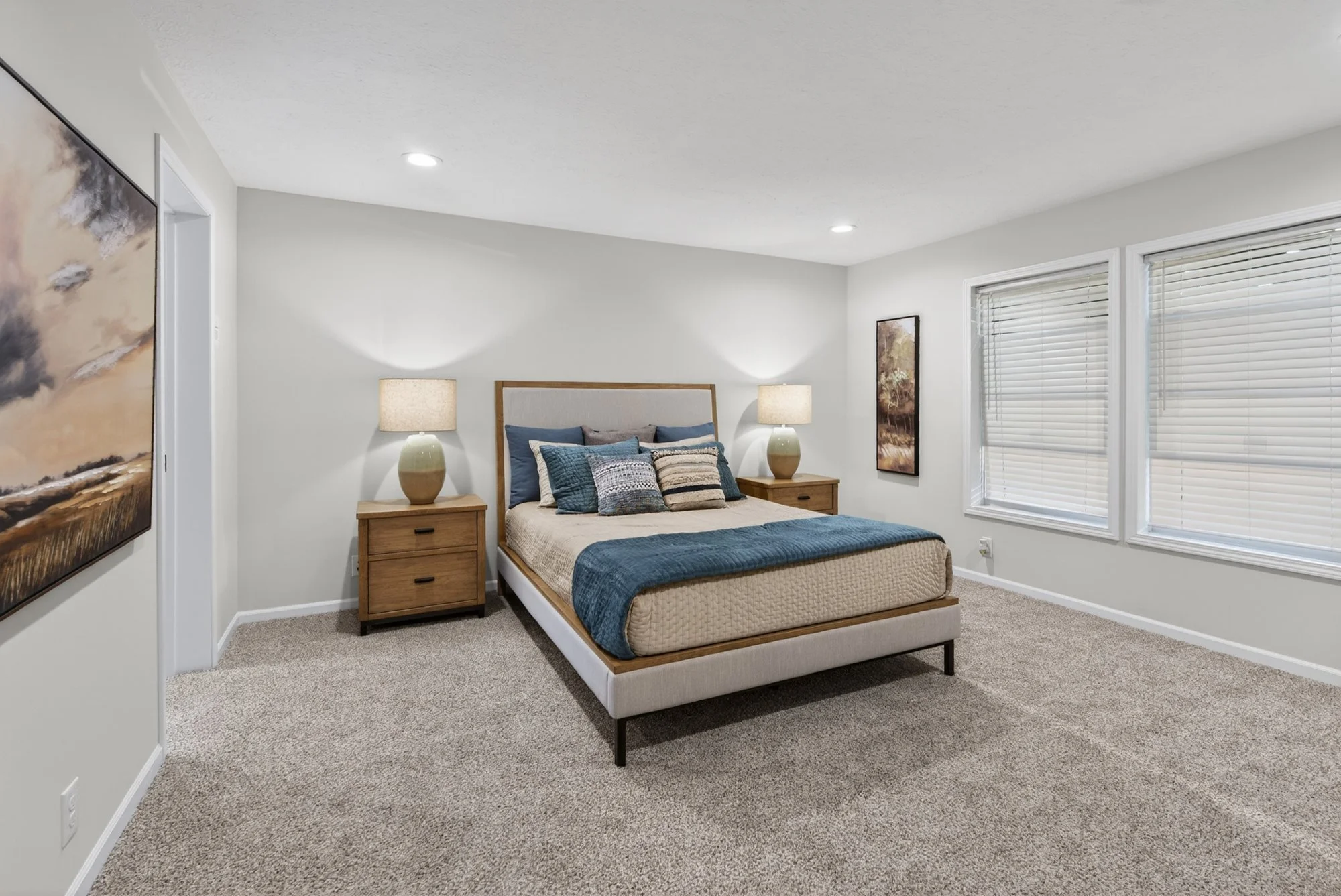 112-paramount-3260h32394-odyssey-primary-bedroom-3.jpg