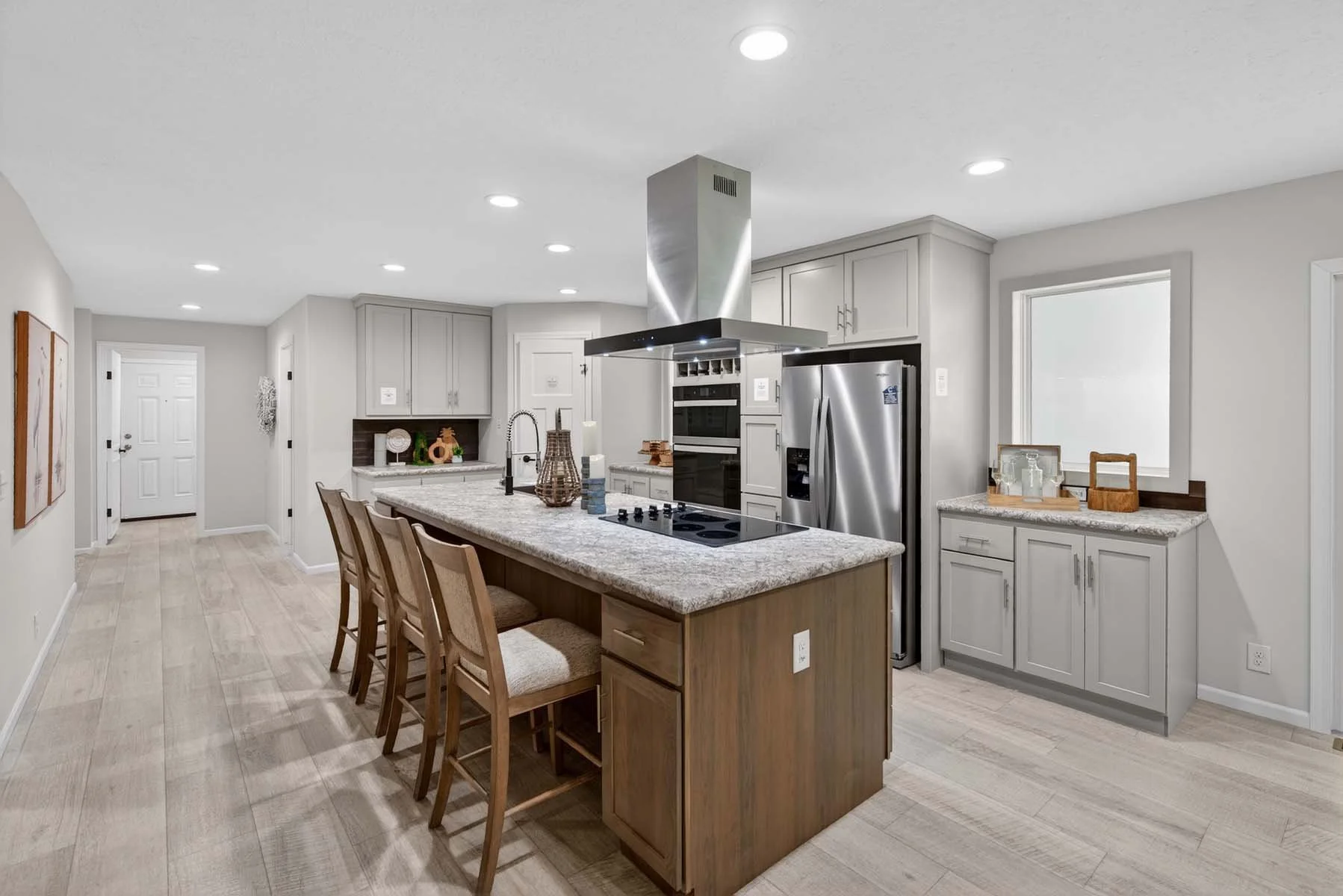 112-paramount-3260h32394-odyssey-kitchen-3 (1).jpg