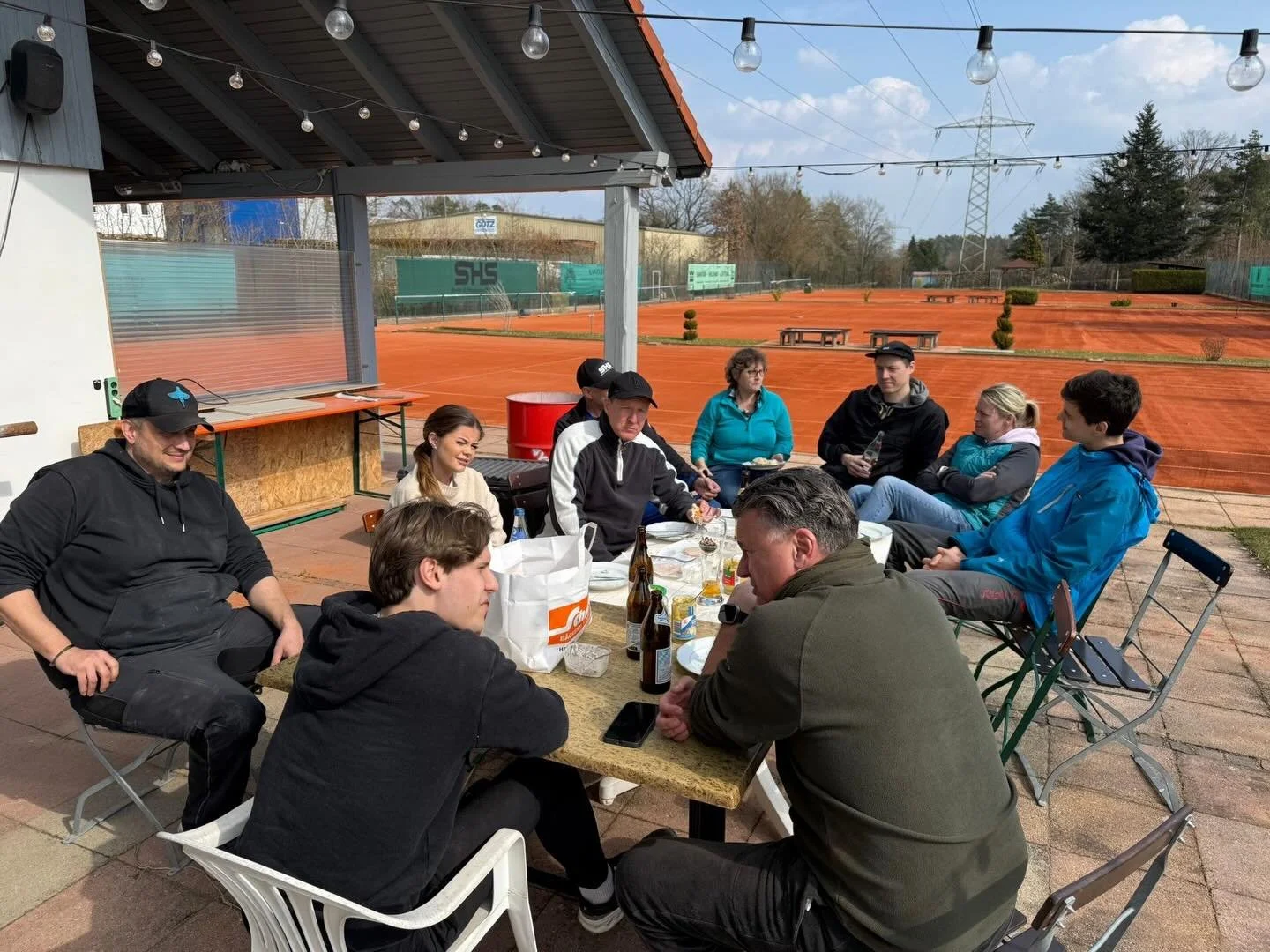 sehen uns bald auf dem Platz ;)