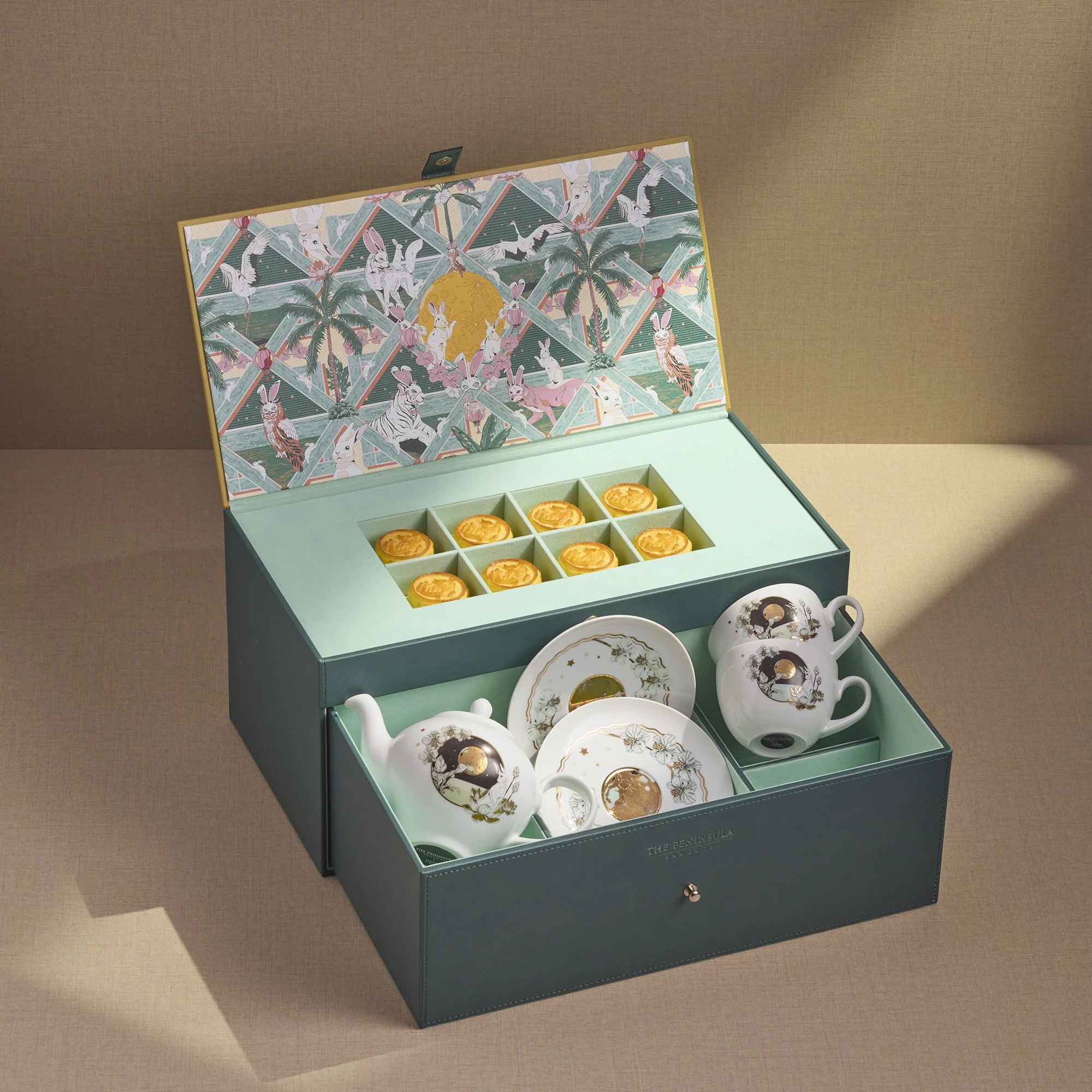 The Peninsula Bangkok_Mooncake_Limited_Box_ (7).jpg