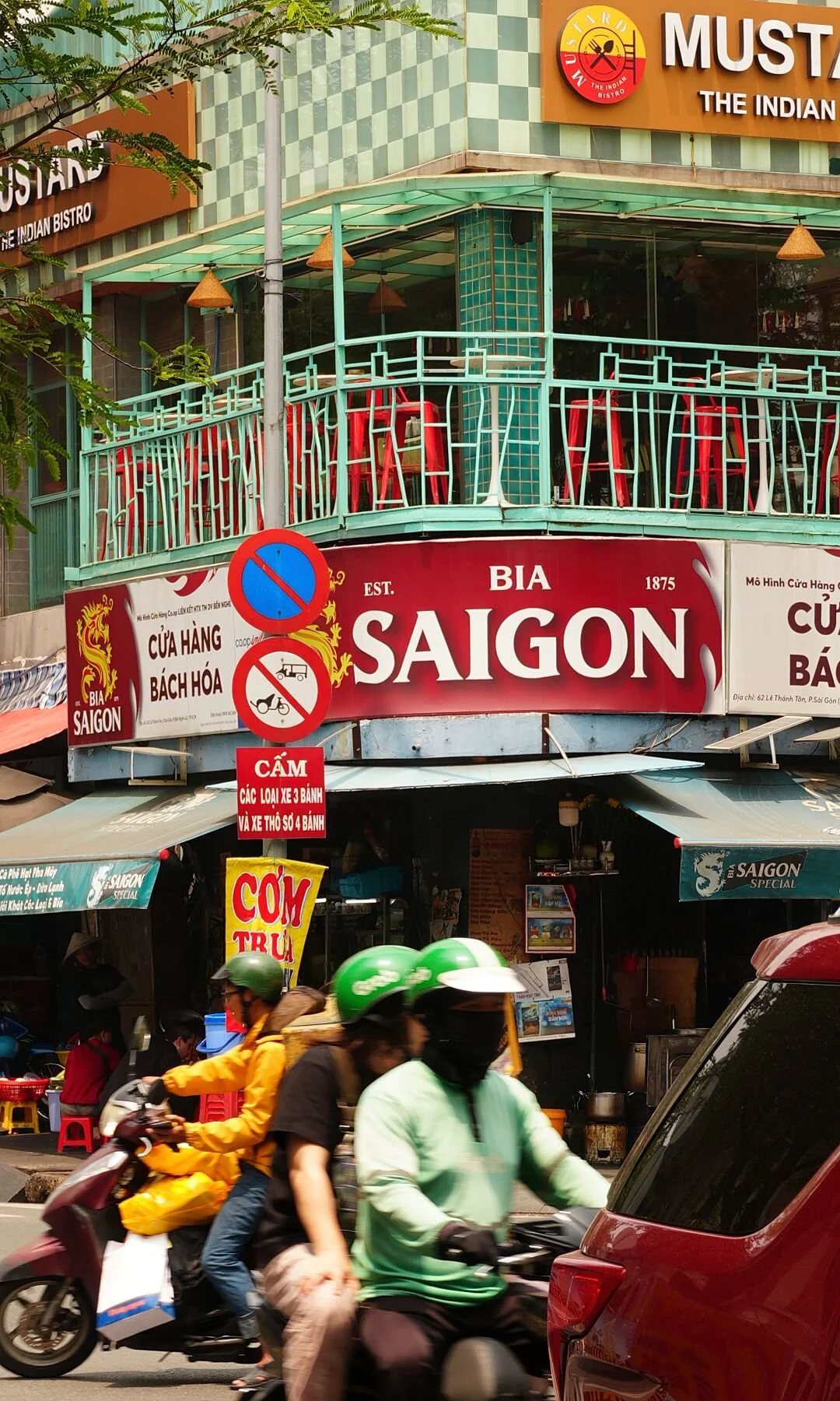 Saigon Rush — Ho Chi Minh City Motorbike Fine Art Print | Limited Edition 30