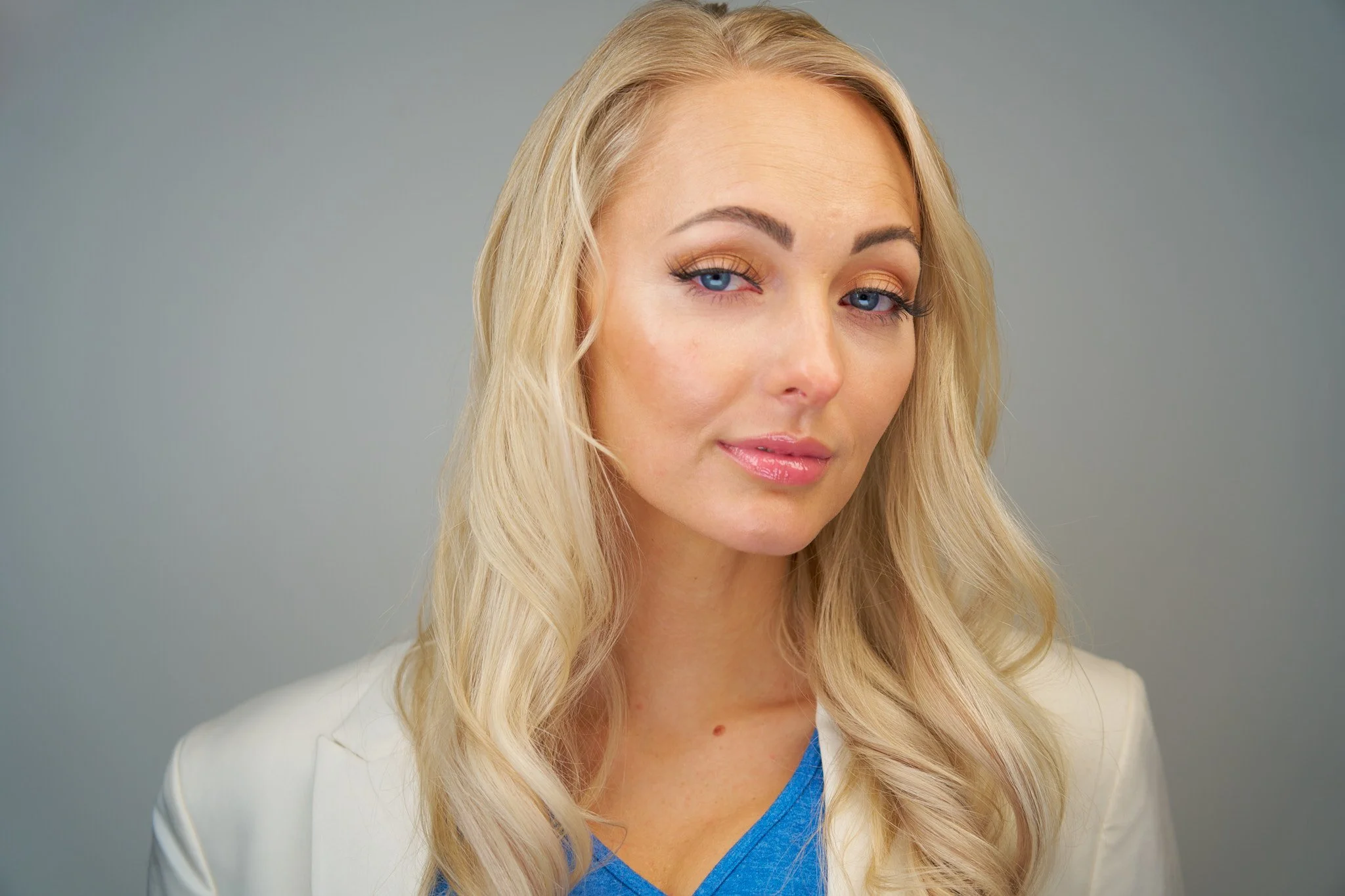 Women_s Professional Headshot_06.jpg