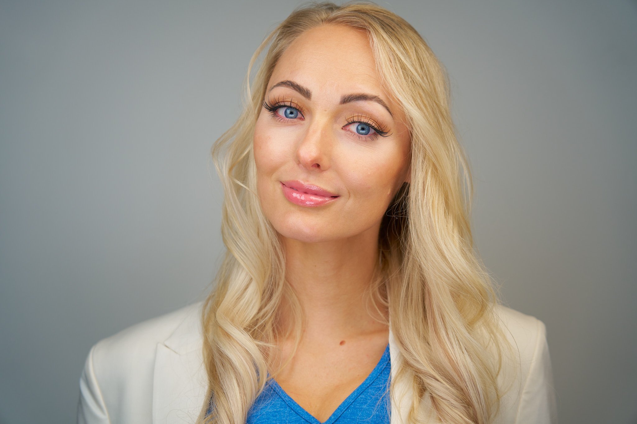 Women_s Professional Headshot_09.jpg