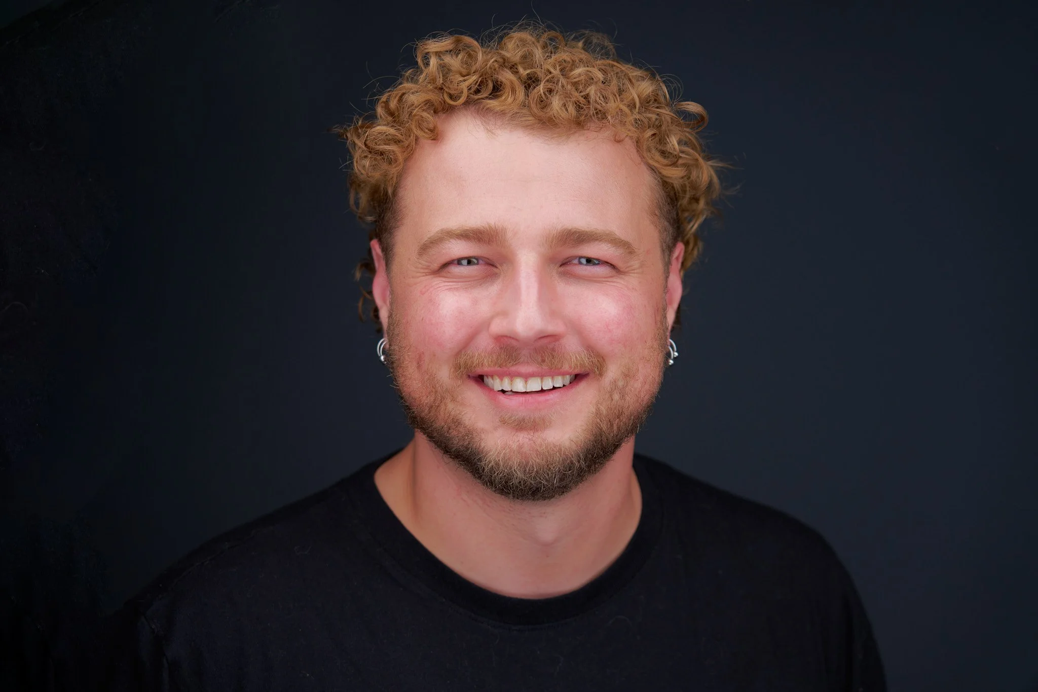 Men_s Professional Headshot_07.jpg