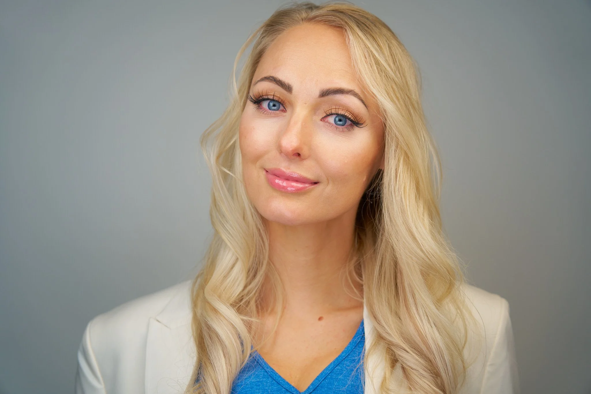 Women_s Professional Headshot_08.jpg