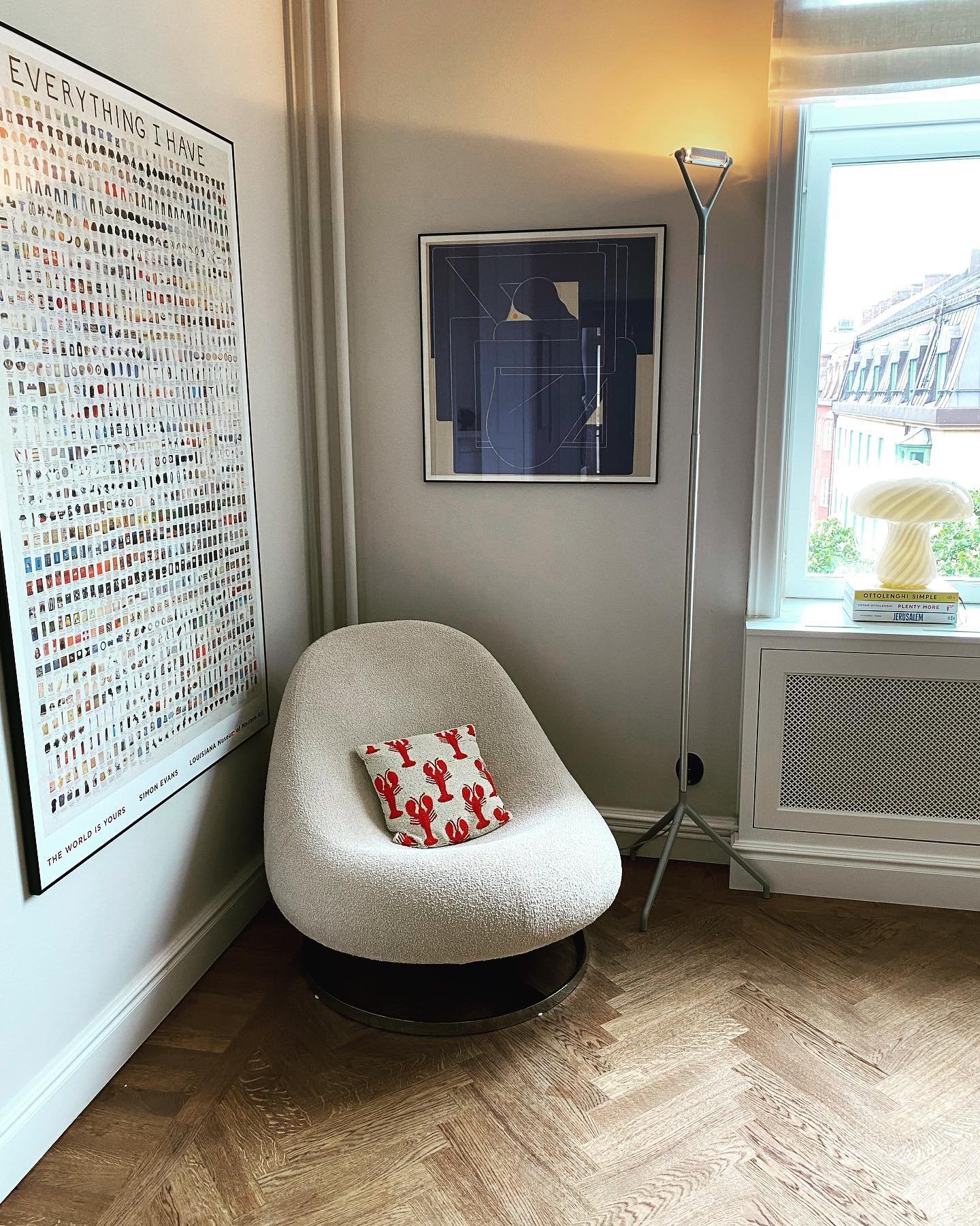 Kitchen corner, just missing a little🍸table
.
.
.

#studio__lys #interiorprojects #murano #muranolamp #muranochandelier #chandelier #glasschandelier #home #homedecor #interiordesign #interior #interiordetails #heminredning #hem #heminspiration #deco