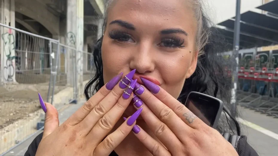 --- Prinsesser fra Blokken, 8 år senere (2024) DR // DR