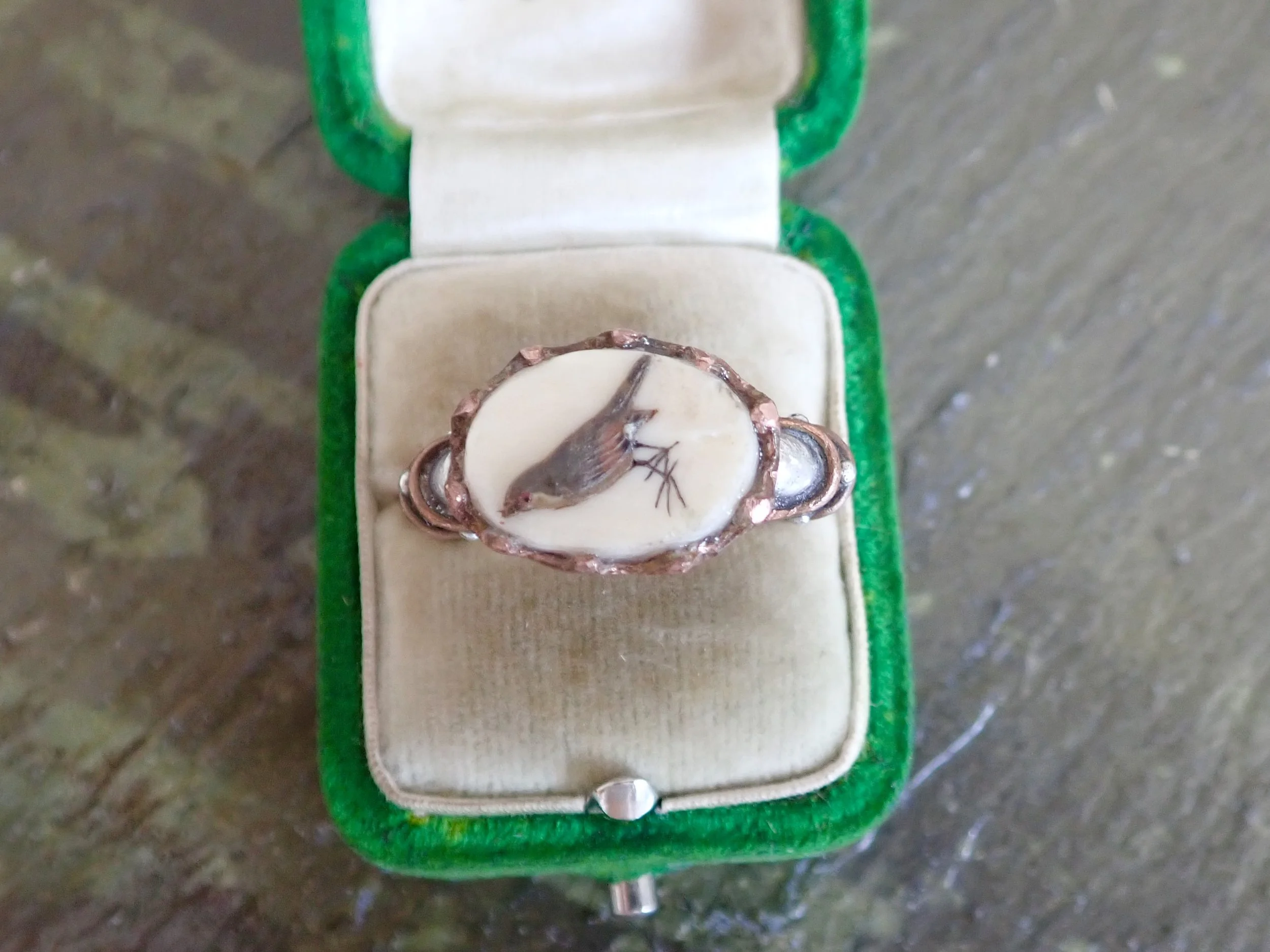 Antique/Vintage ‘Shibayama’ Inlaid Bird Ring