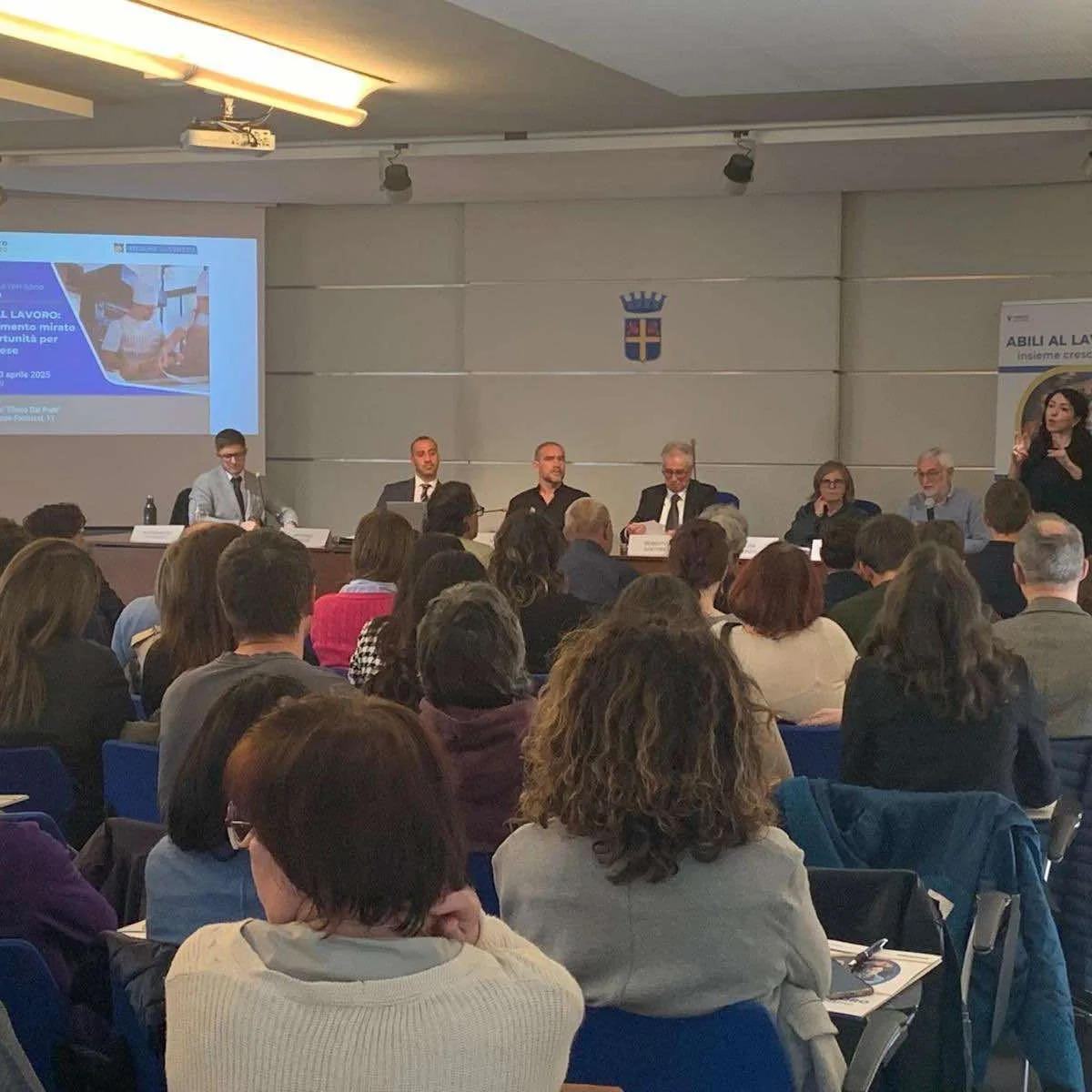 Presenti anche noi oggi al convegno Abili al lavoro di Veneto Lavoro, per aggiornarci sulle novit&agrave; normative e portare la nostra esperienza. In cooperativa Blhyster ci sono diversi soci con svantaggio, che lavorano nei vari settori e contribui
