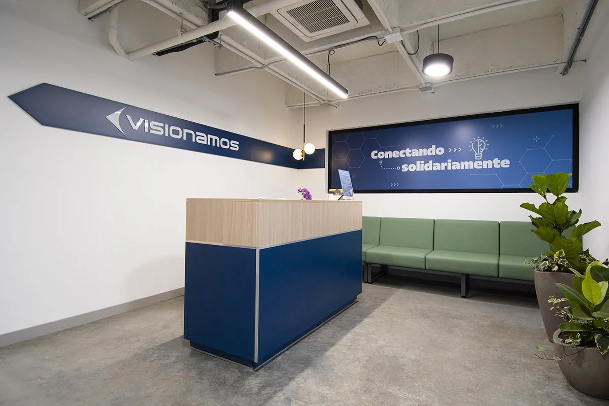 VISIONAMOS 3043.jpg