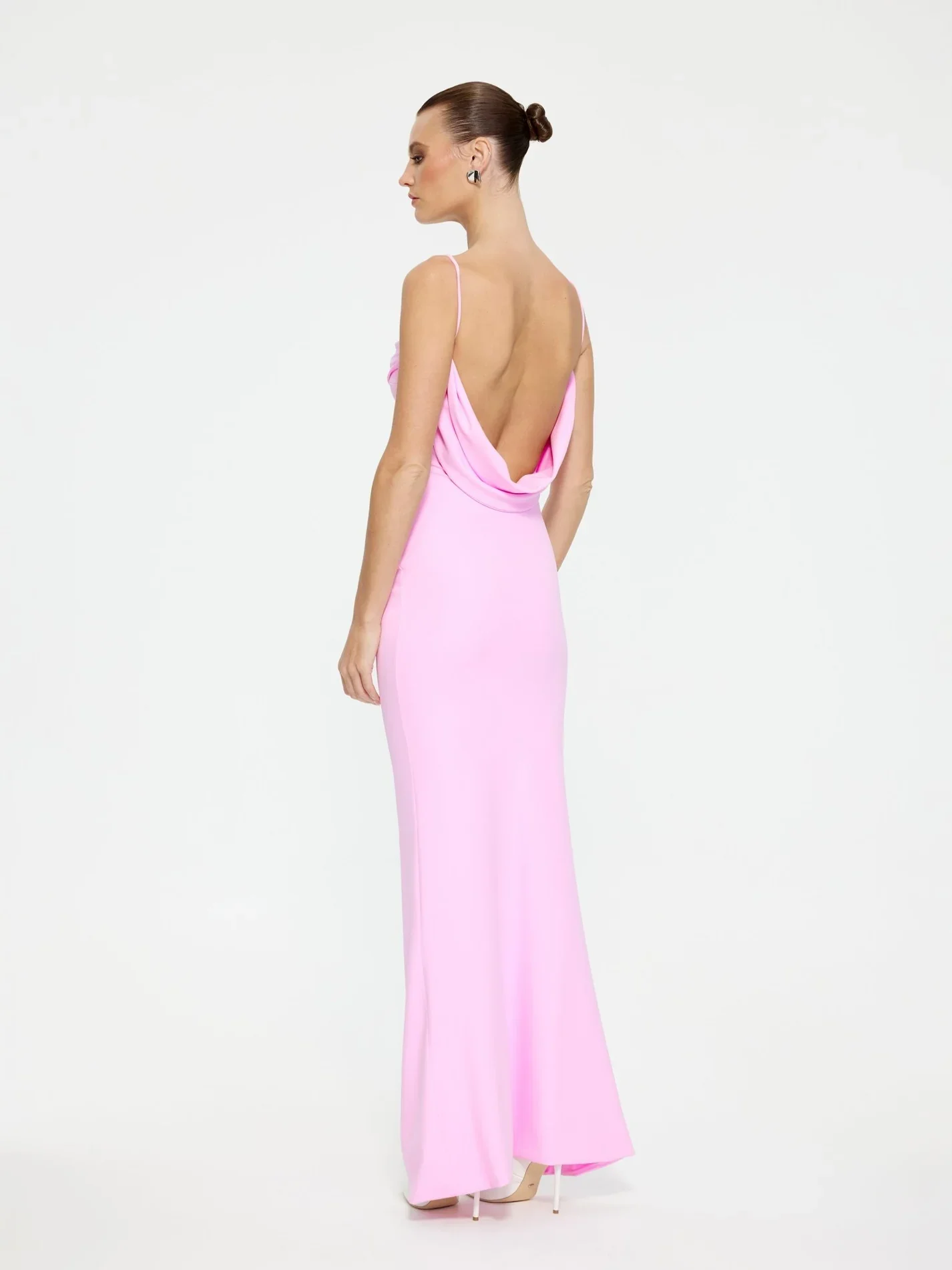 havilland-gown-taffy-pink-939258 (1).webp