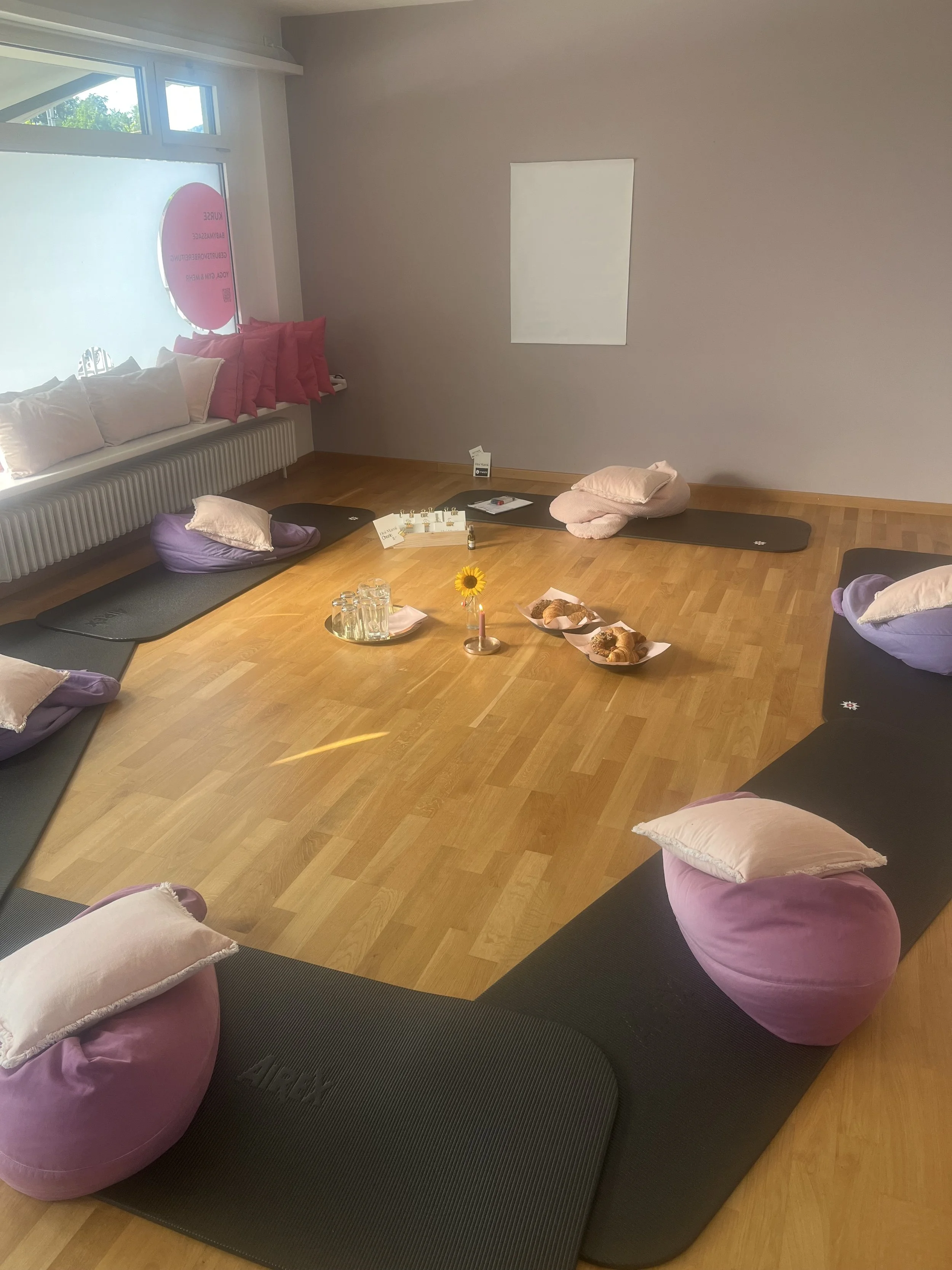 Hoi Mami Kafi in der Hebammenpraxis in Leimbach ZH (11.07.2026)