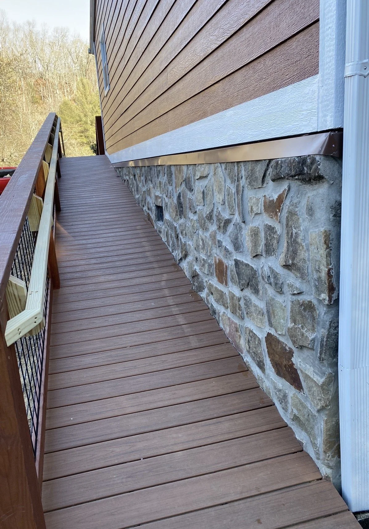 Antonio's Construction serving Ashe and Watauga County in North Carolina.