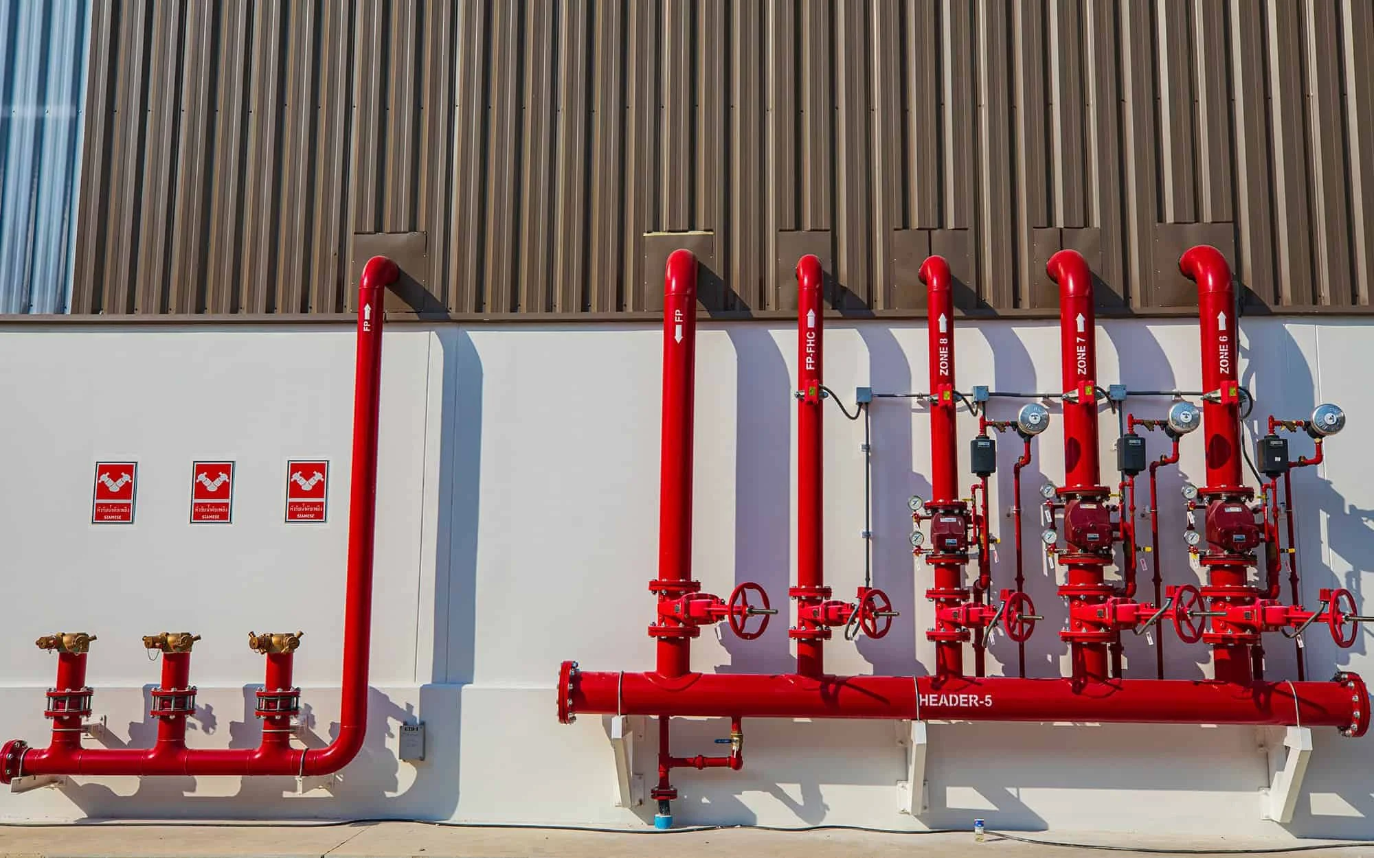 Oranssi technician working on a roof project
