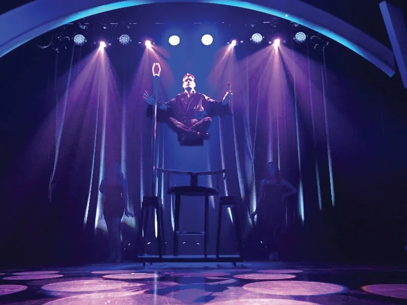 Magic of Michael Grandinetti Appears October 18