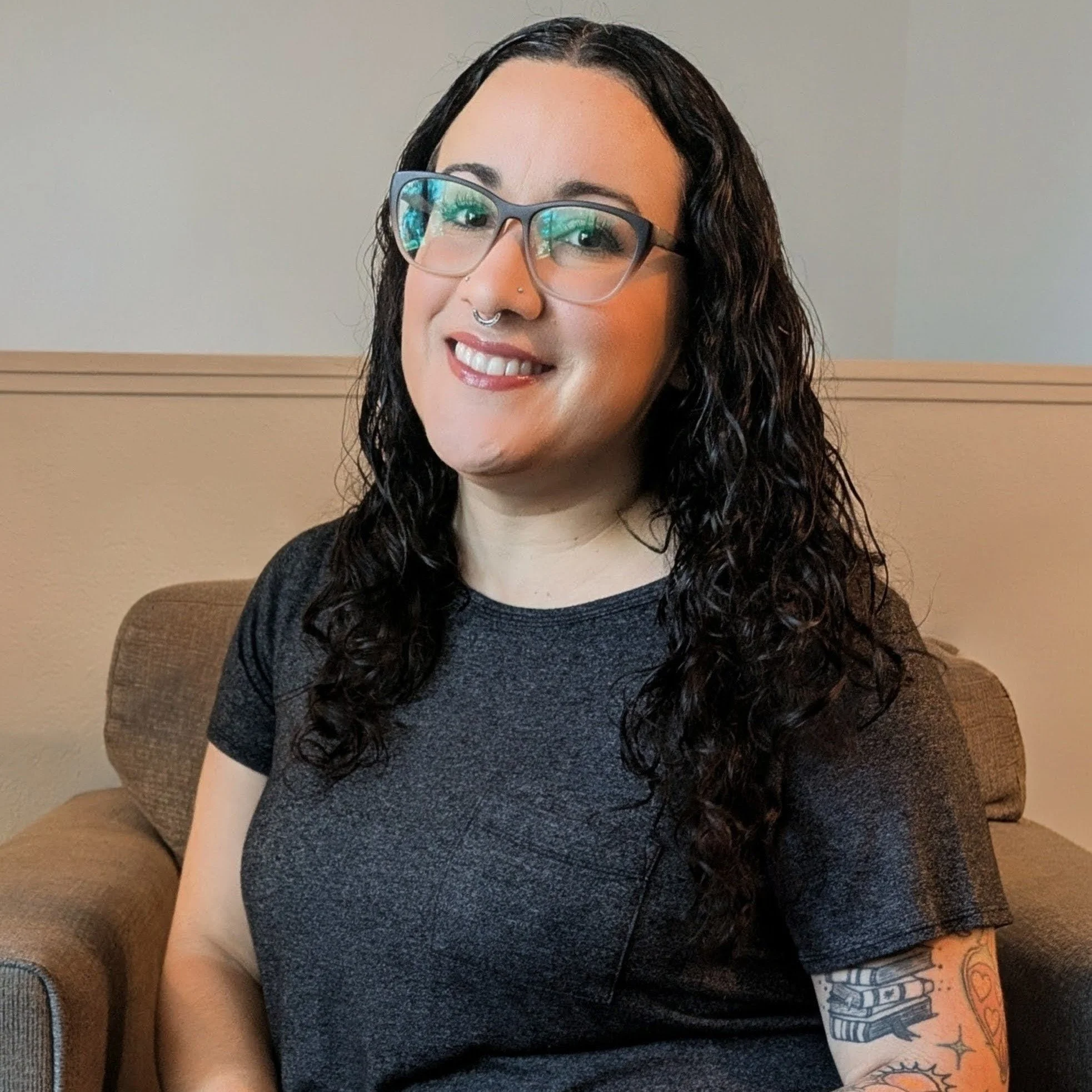 Edalmarys Santos Bradford, Latina, burnout therapist in Florida