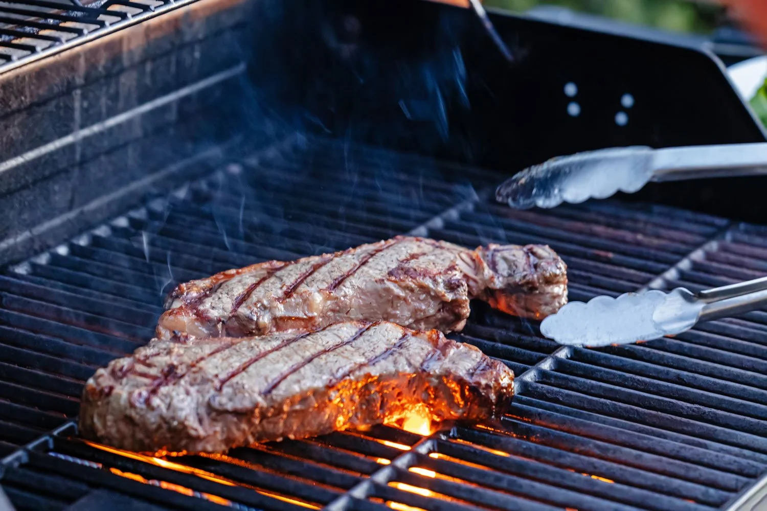 Carnivore Diet and GLP-1s: Is It Safe and What Are the Best Alternatives for Weight Loss?