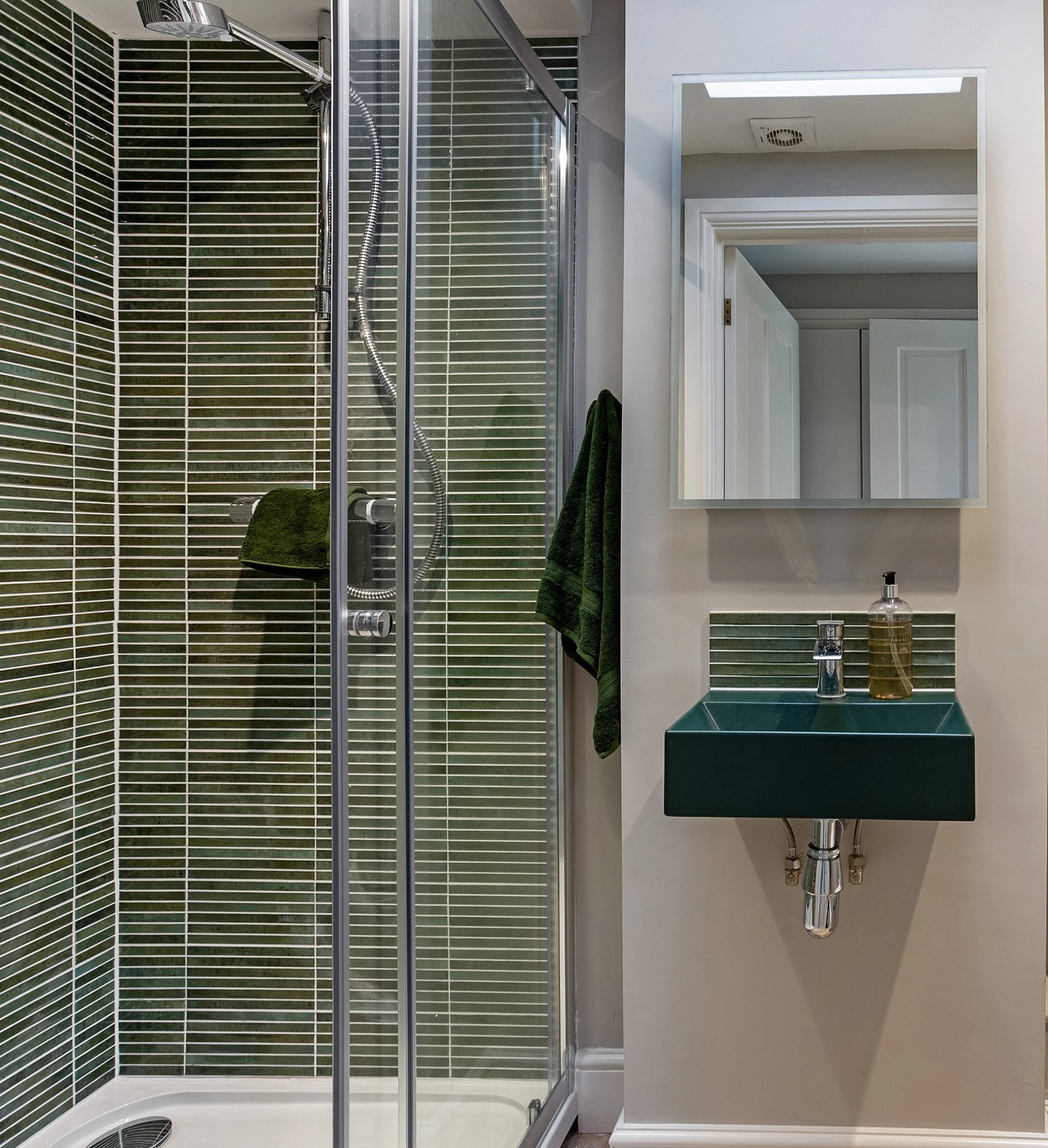 En-suite shower room