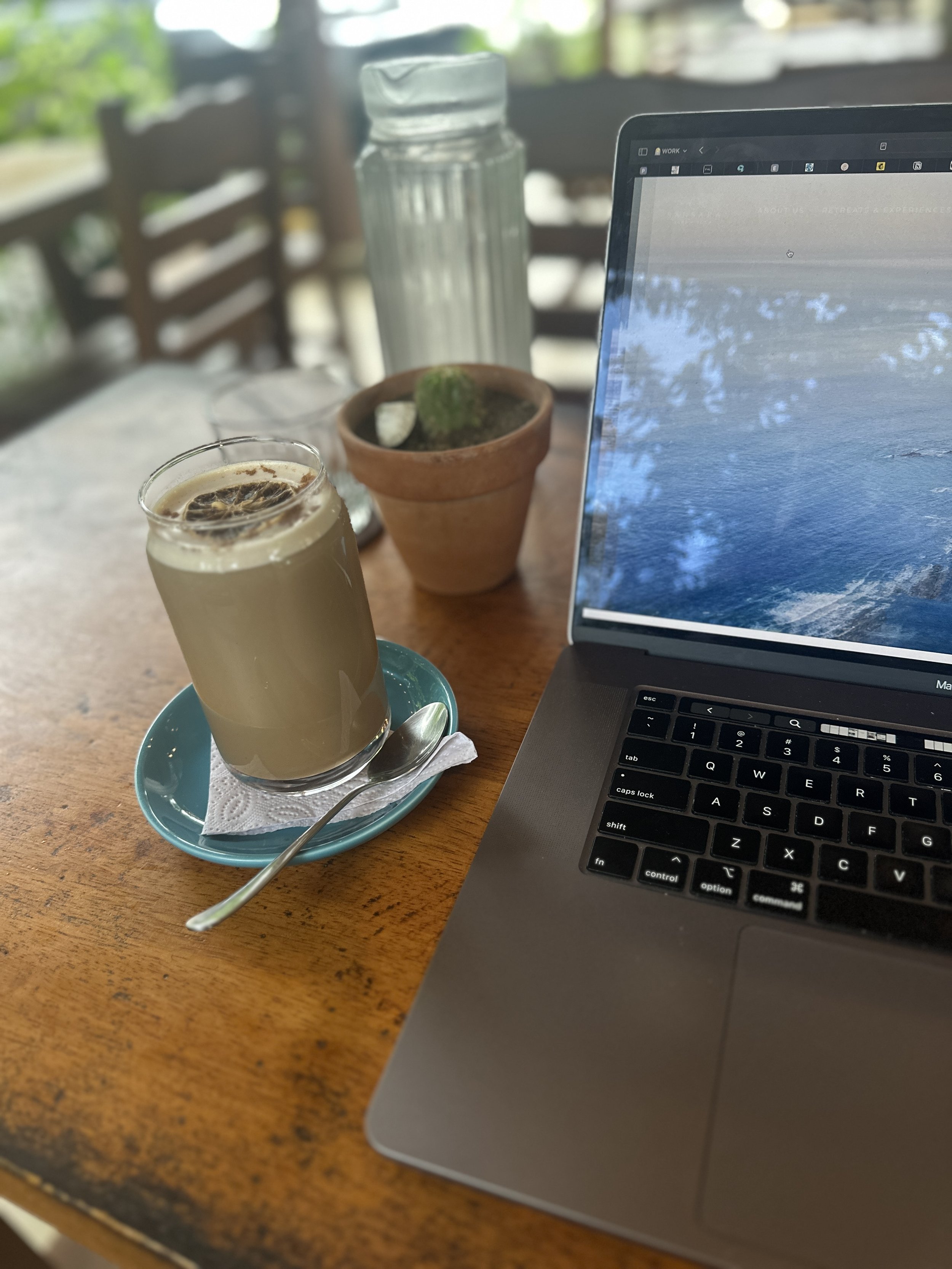 Why Retreat Leaders Need a Personal Brand to Sell Retreats