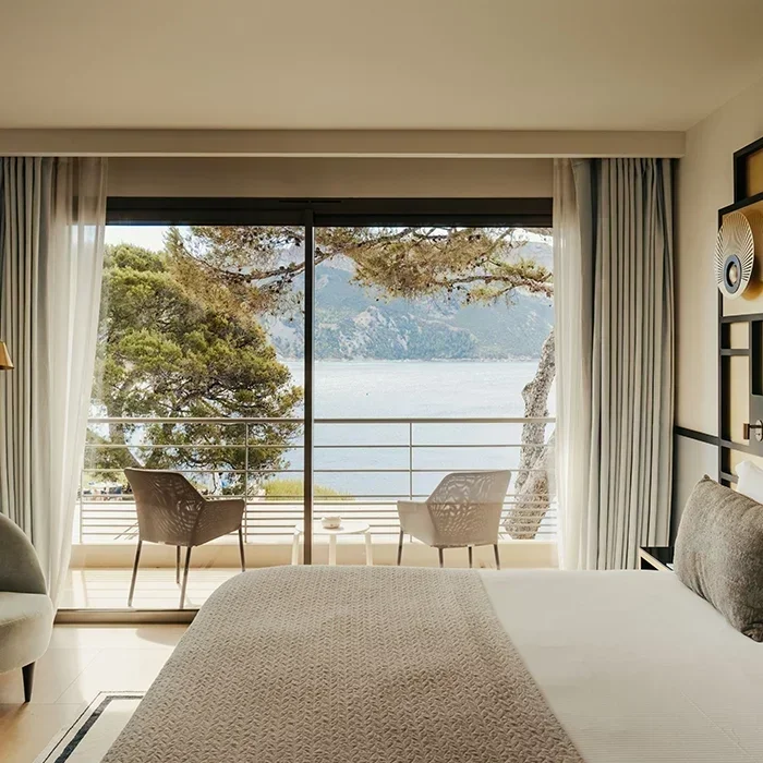 PROVENCE 2027 Premier—Sea-View Room (solo)