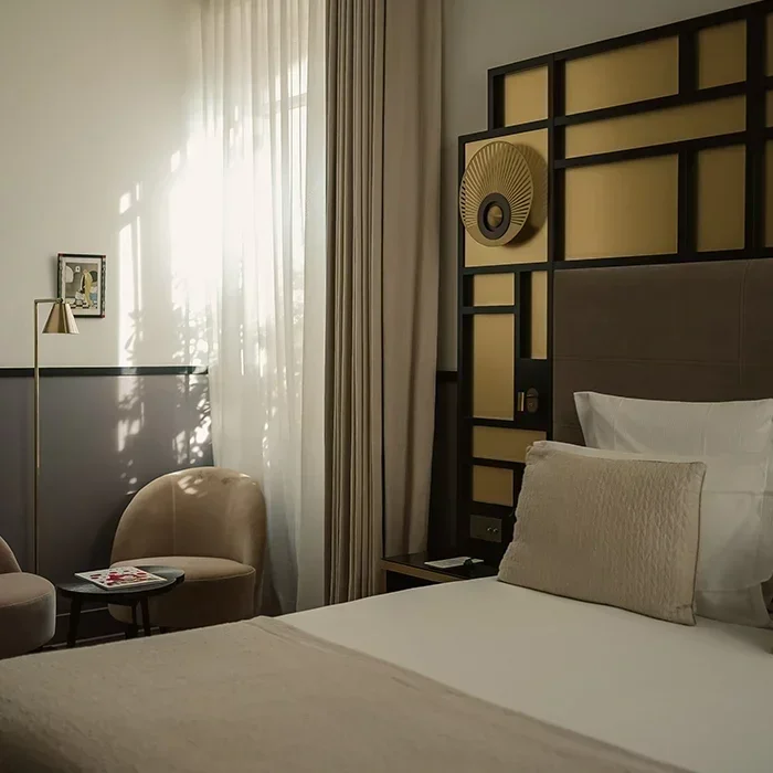 PROVENCE 2027 Entry—Classic room, solo