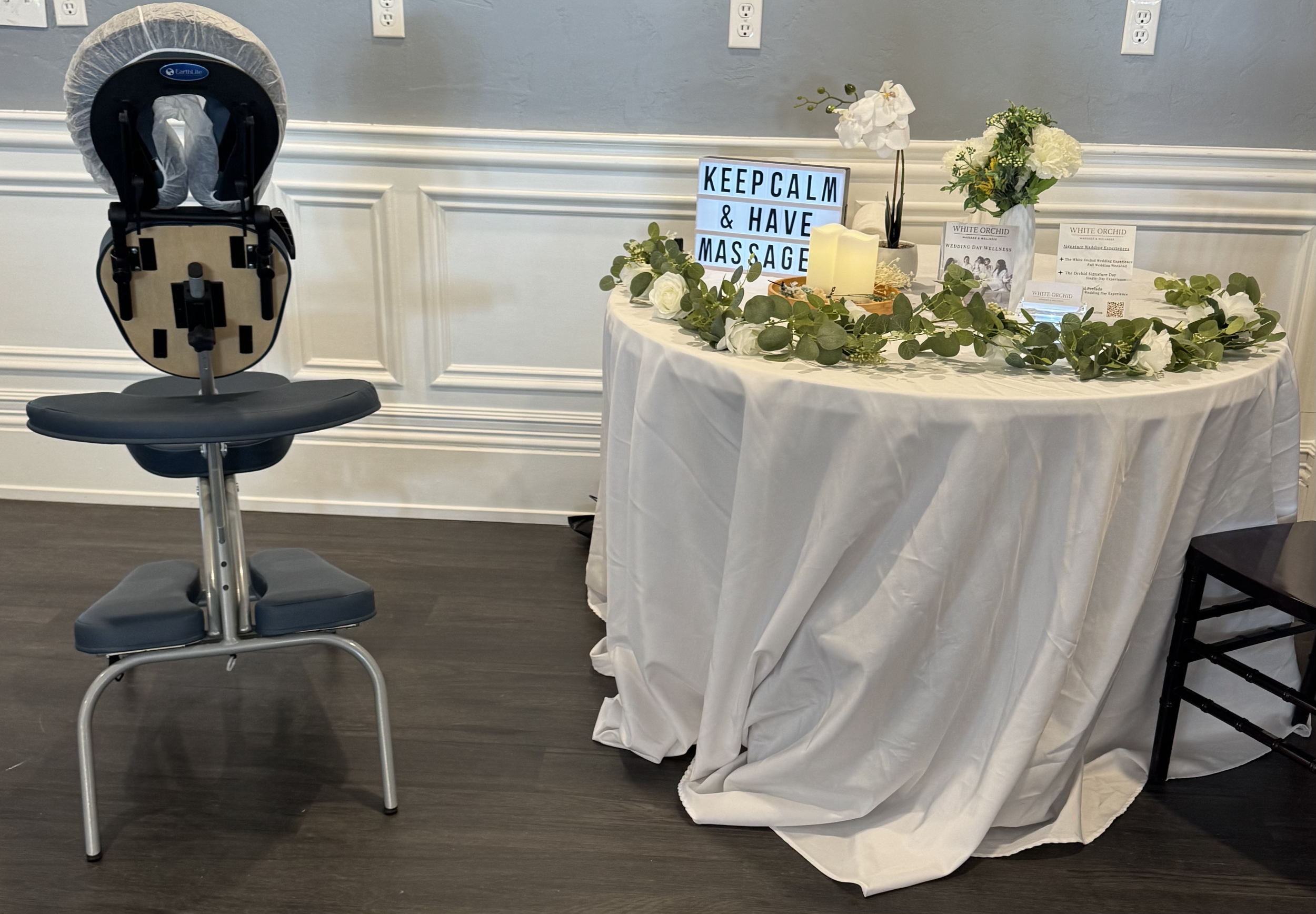 My table & massage chair at the Richwood On the River Open House & Vendor Showcase April 26, 2026. The chair massages were a hit! So exciting to meet engaged couples planning their wedding & help them relieve some stress! ◡̈ 
This venue is absolutely