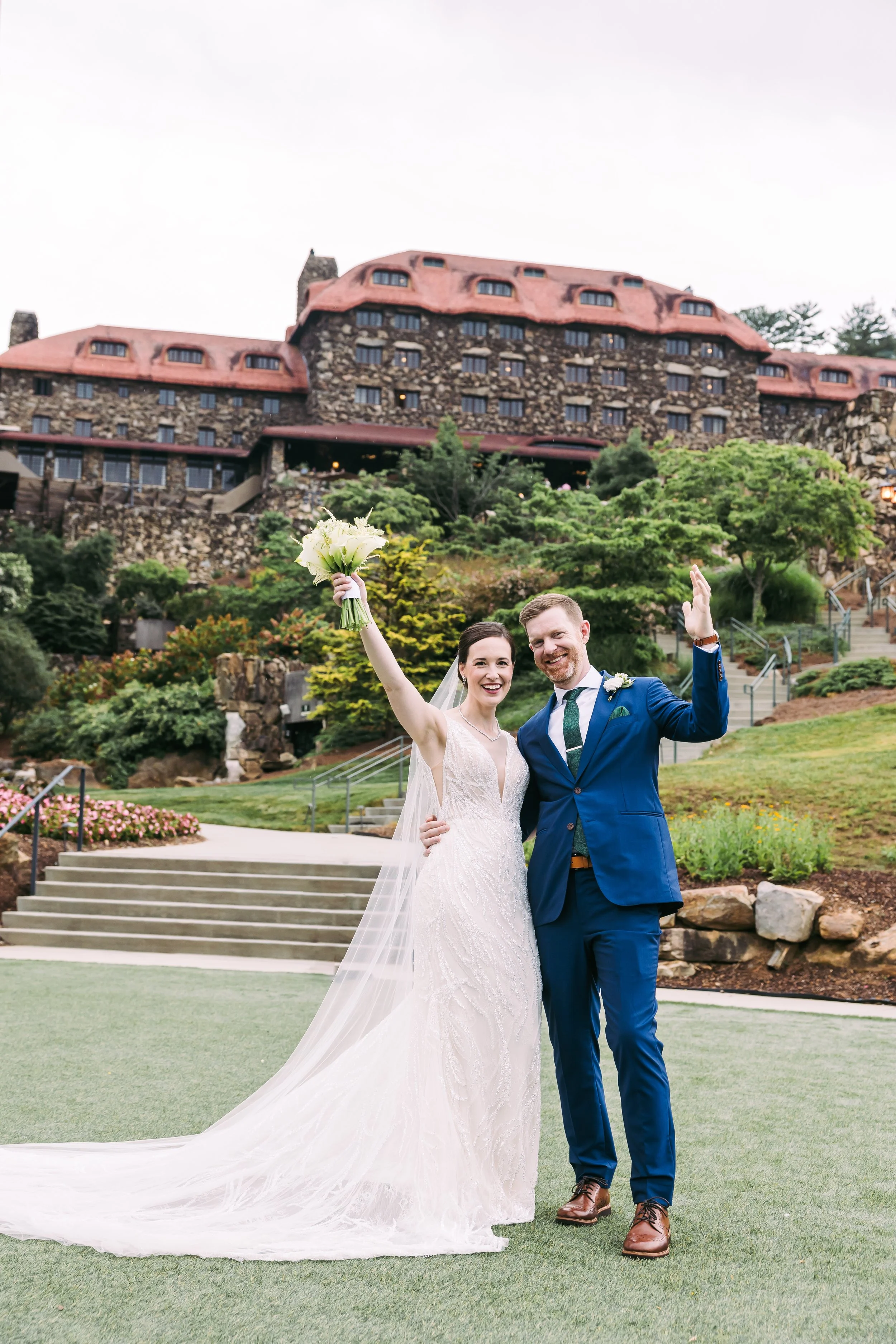 wedding flowers at Grove Park Inn