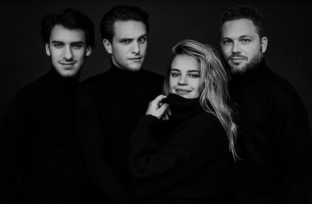 fine-art-fam_klein.jpg