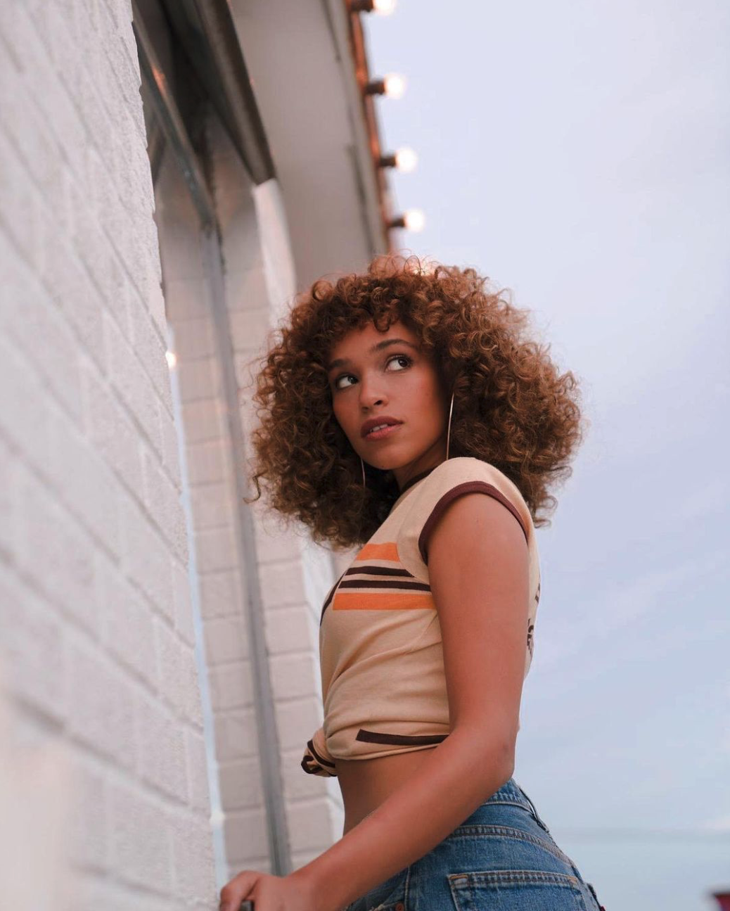 Izzy Bizu