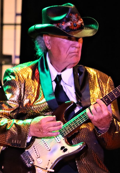 Don Garvin, Pure Gold Showband Lead Guitar Player