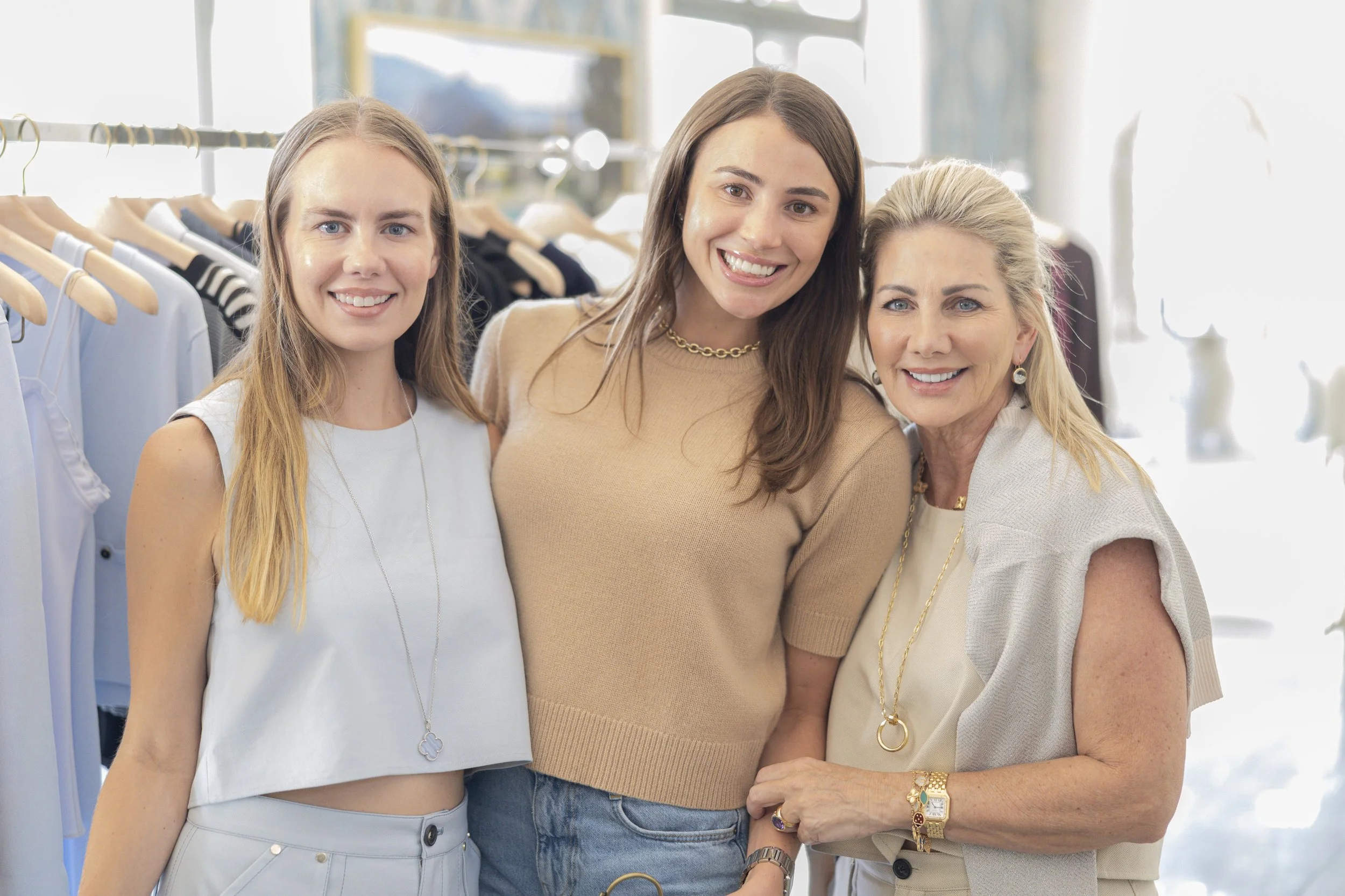 Salon Style: Houston Gets a Private Look at UNA Lab