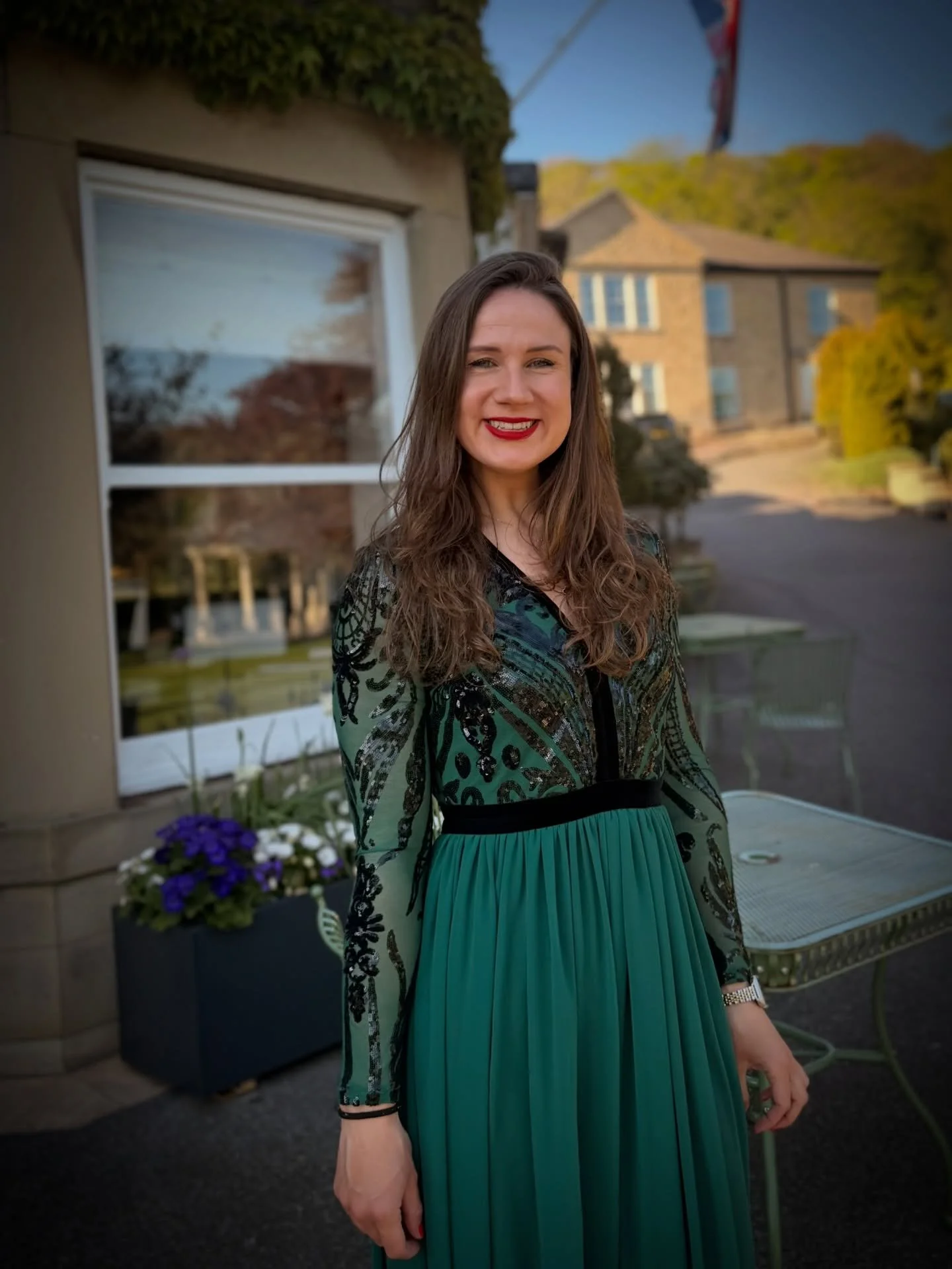 A beautiful, sunlit evening at @wentbridgehousehotel.

Creating atmosphere - subtle, elegant, and in tune with the moment.

Thank you for having me back. 🤍

#weddingsinger
#pianovocalist
#luxuryweddingmusic
#ukweddingsupplier
#destinationwedding