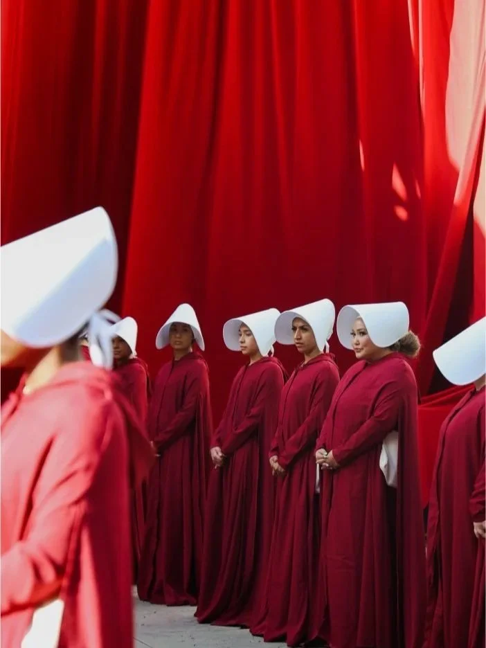 HandmaidsTage-CaseStudy-22.jpg