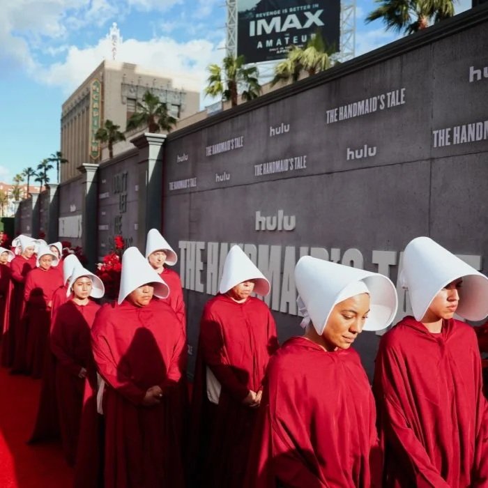 HandmaidsTage-CaseStudy-10.jpg