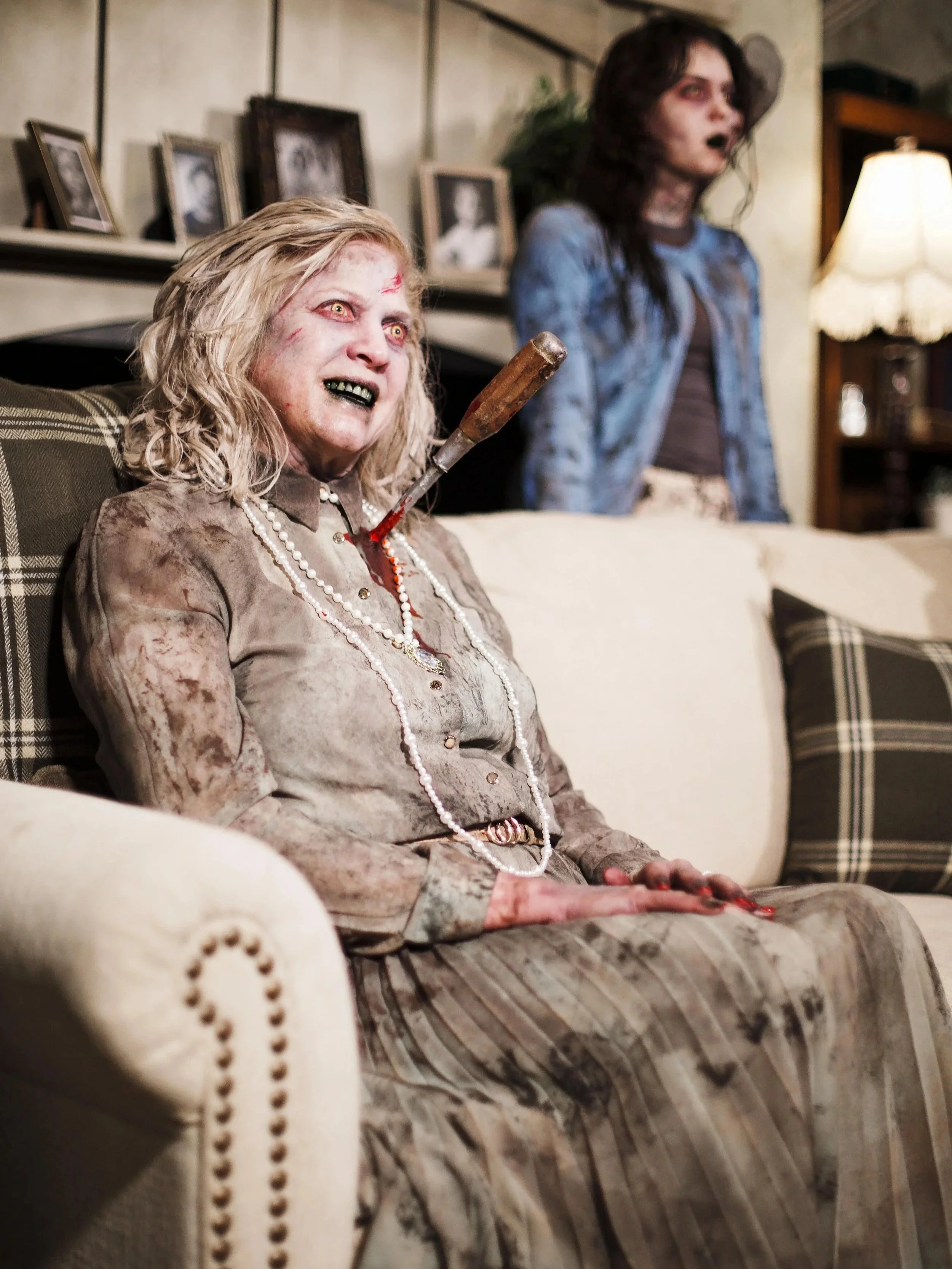 Evil+Dead+Burn_Premiere130.jpg