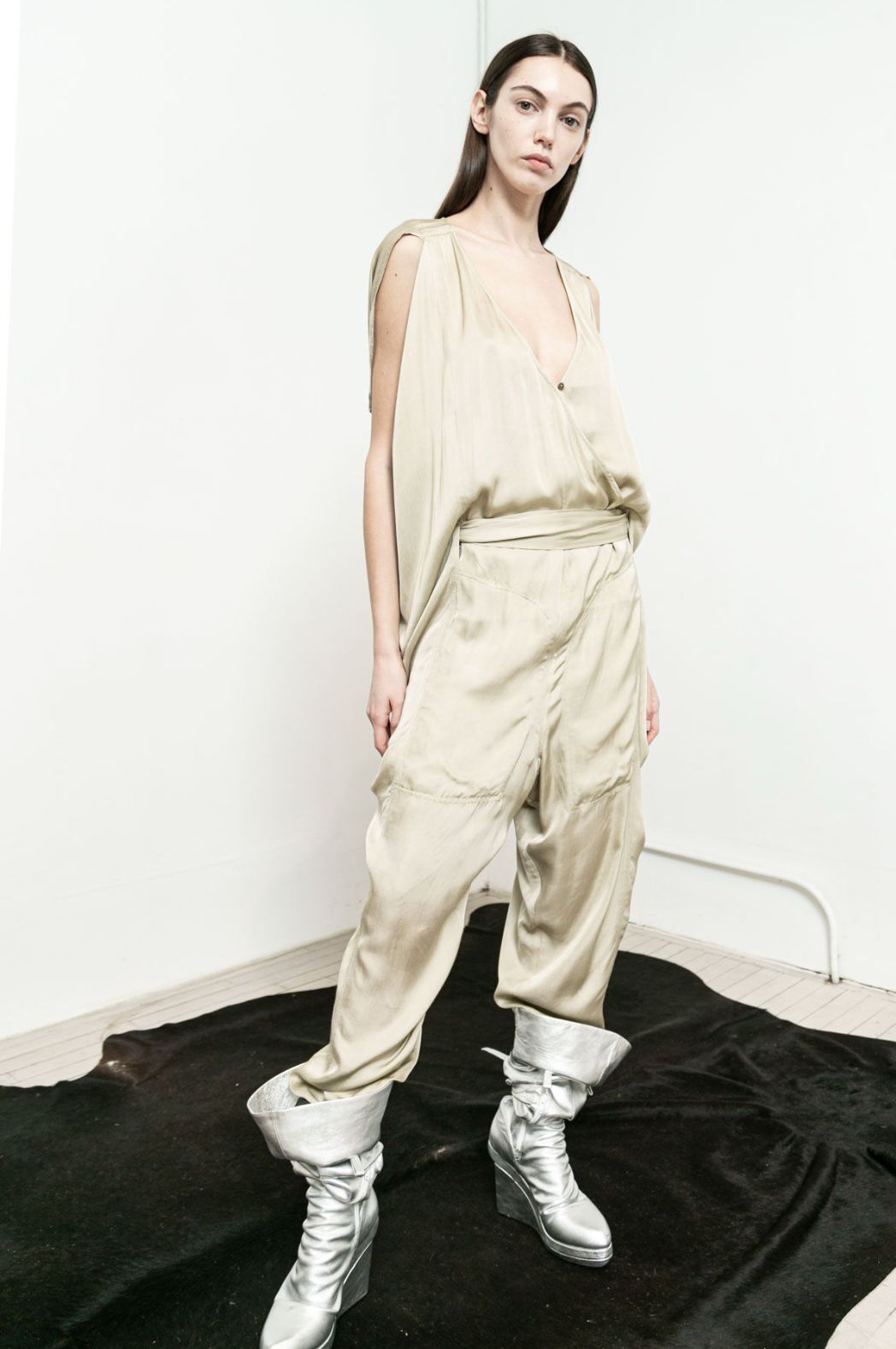 Anisia Khurmatulina for Nicholas K SS22 | Assistant Stylist