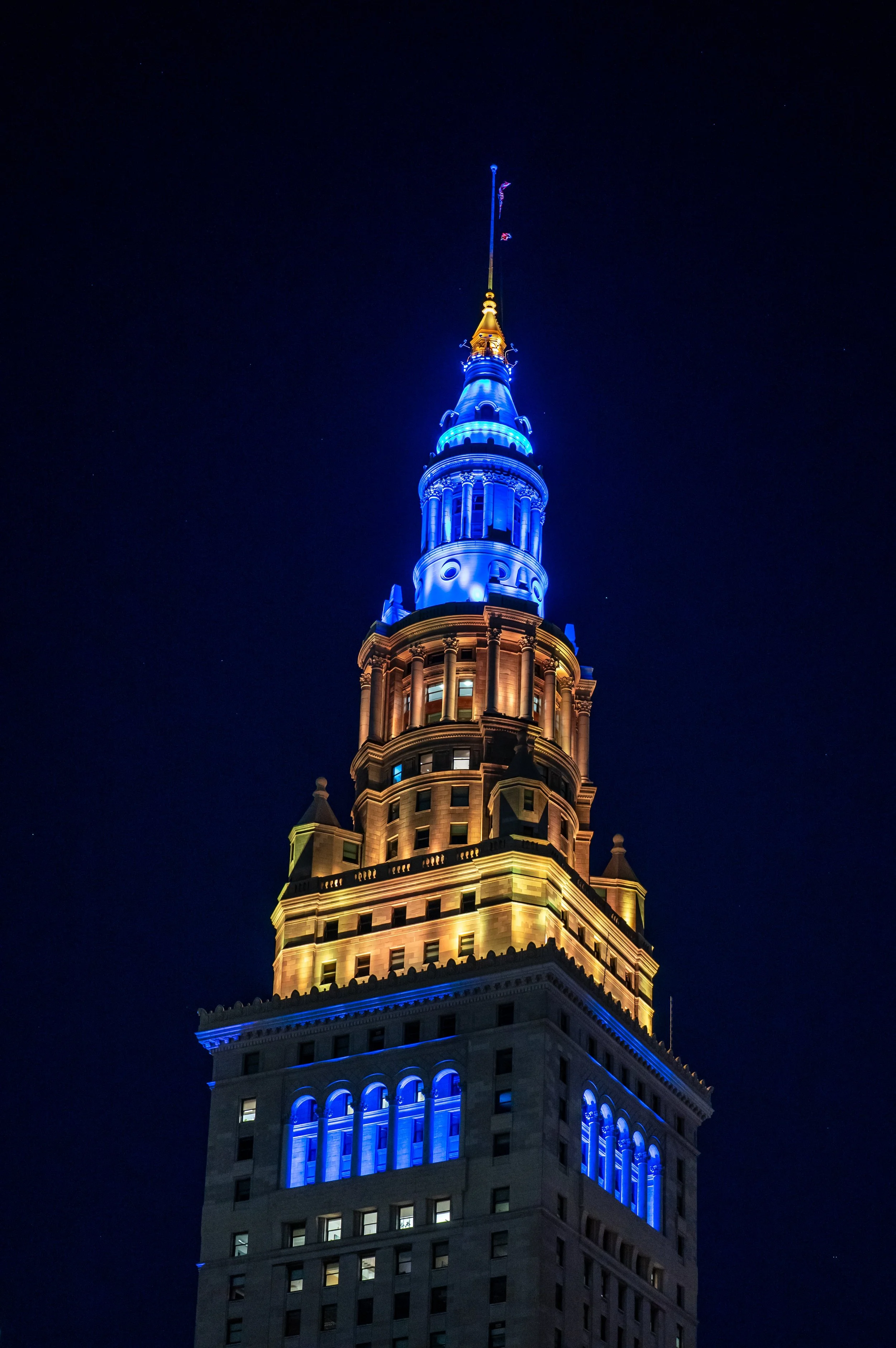 terminal_blue gold.jpg