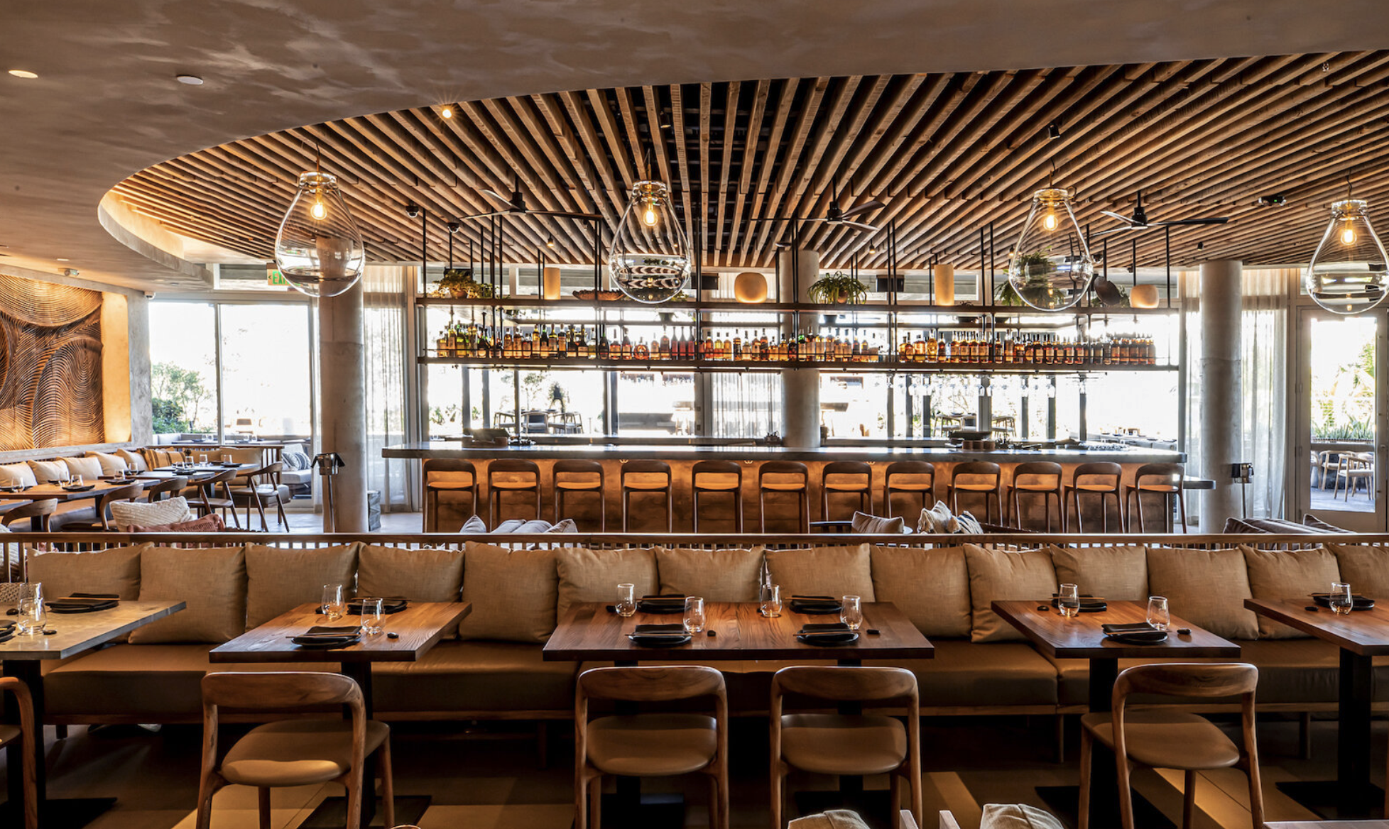 Restaurant Interior Designs to Visit This Spring 