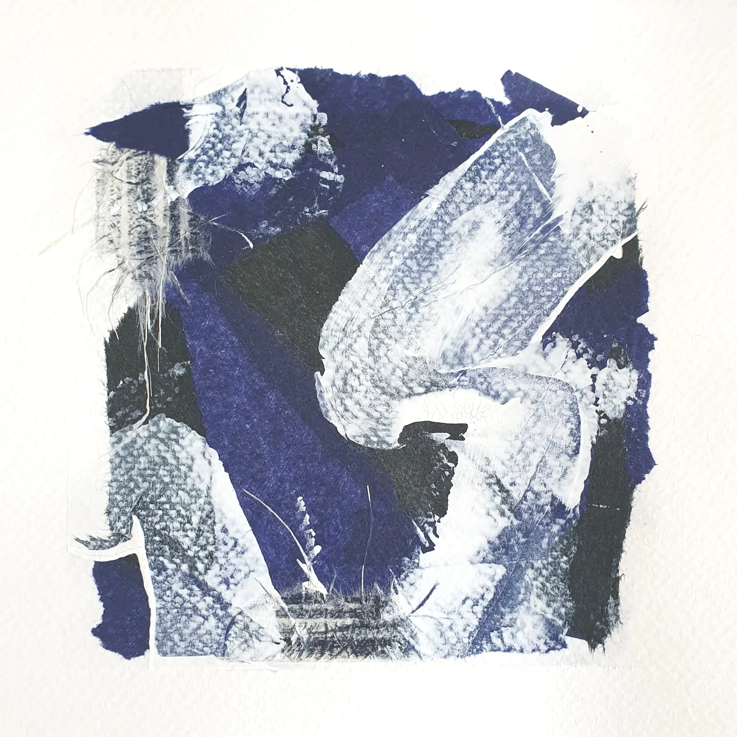 Sans titre · 25x25 cm - papier de soie, washi, encre et gouache sur papier coton