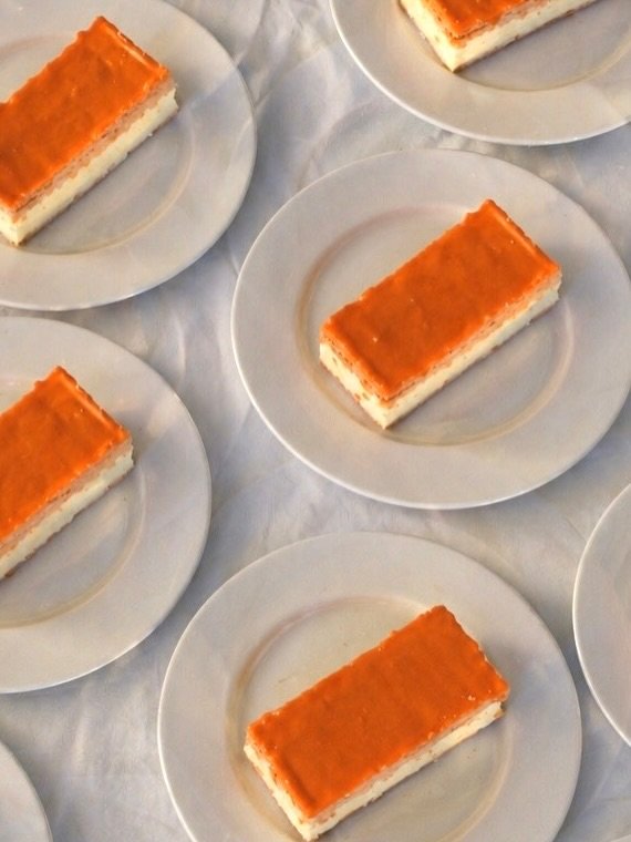 Happy King&rsquo;s Day. 🧡👑
After last year&rsquo;s succes we brought back our favorite Oranje Tompouce ice cream. Available all day.