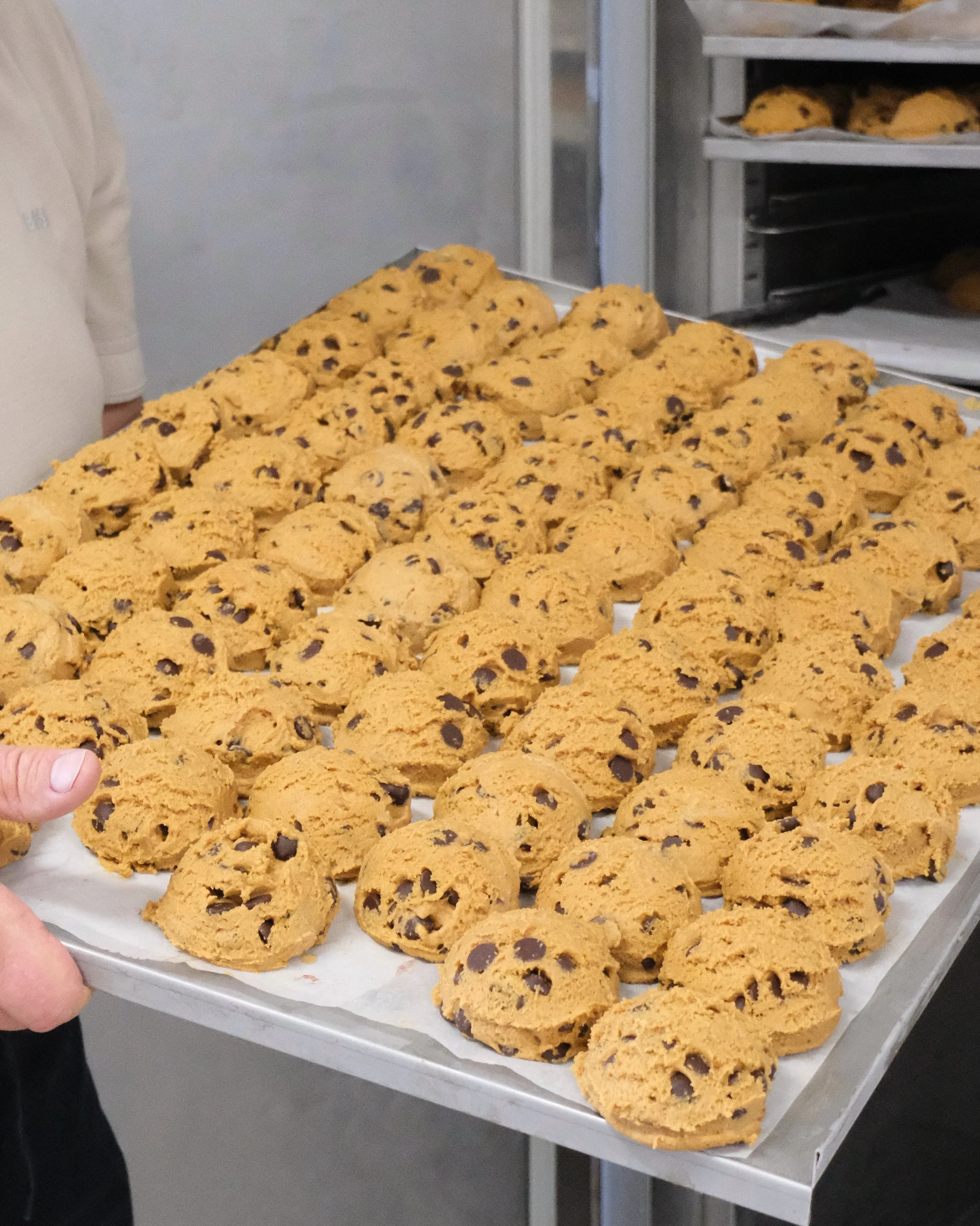 Freshly baked, every day, all day long. 🍪 From preparation to the final bake, our cookies are made with patience, quality, and care.