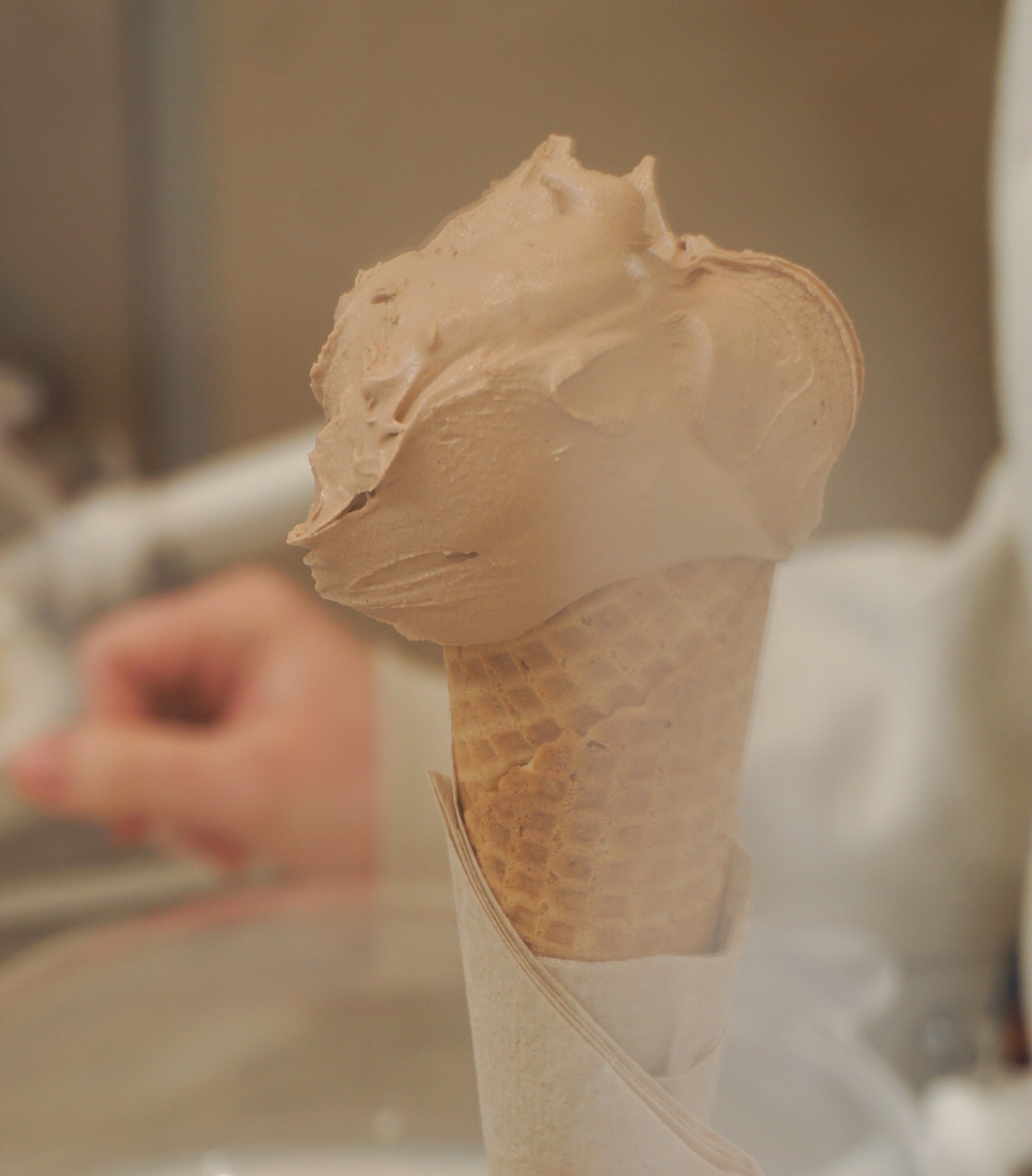 Longer days call for ice cream. 🍦☀️