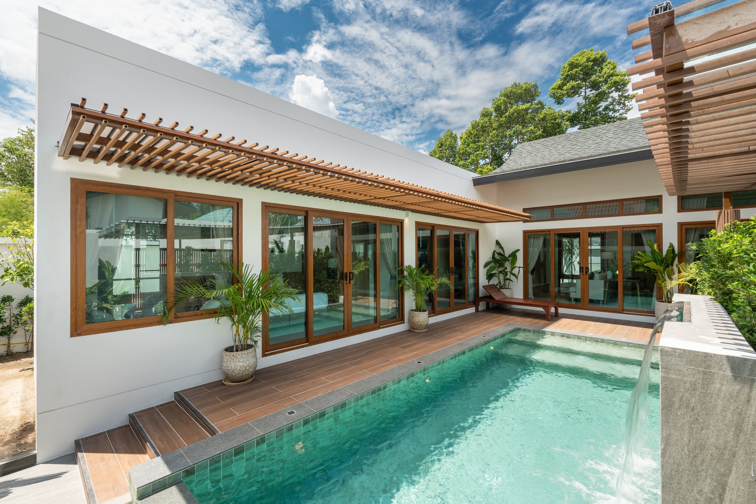 Luxury private pool villas in Koh Phangan by Alwo Signature with sea views and tropical surroundings.