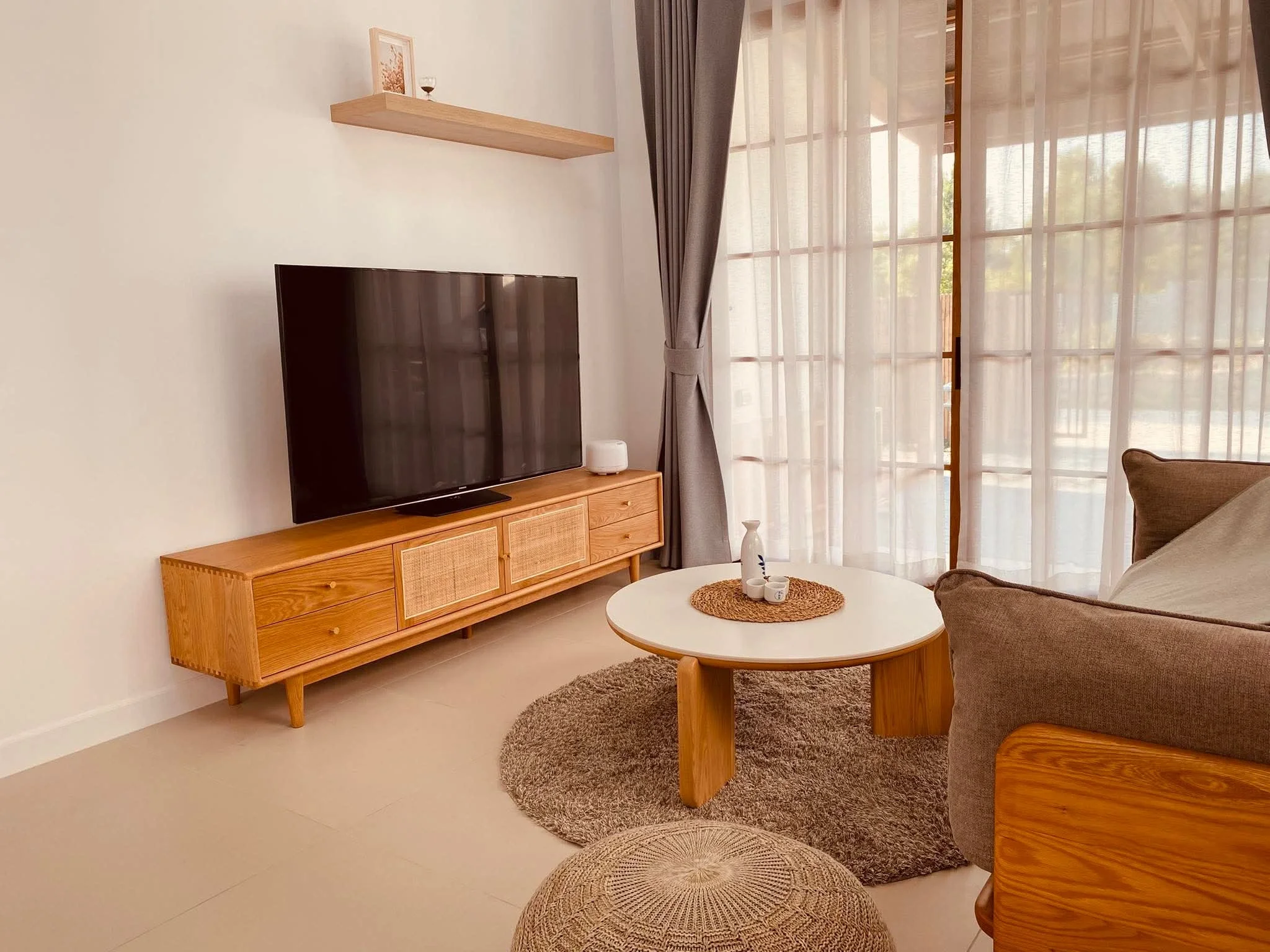 baan-somdul-2-living-room-hua-hin.webp