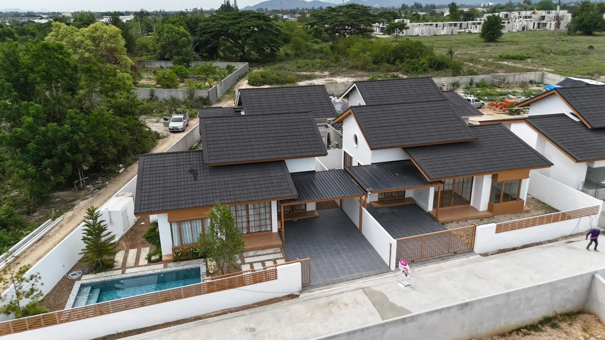 baan-somdul-2-private-swimming-pool-hua-hin.webp