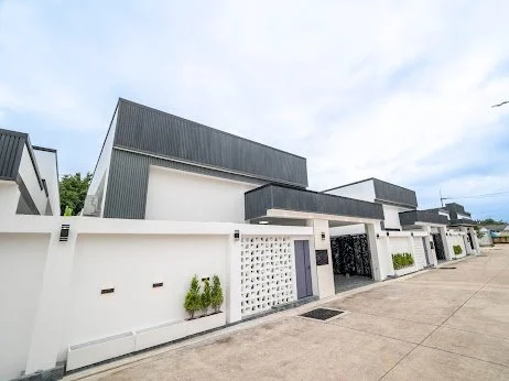 Luxury private pool villa for sale in Pattaya, ideal for investment or a second home